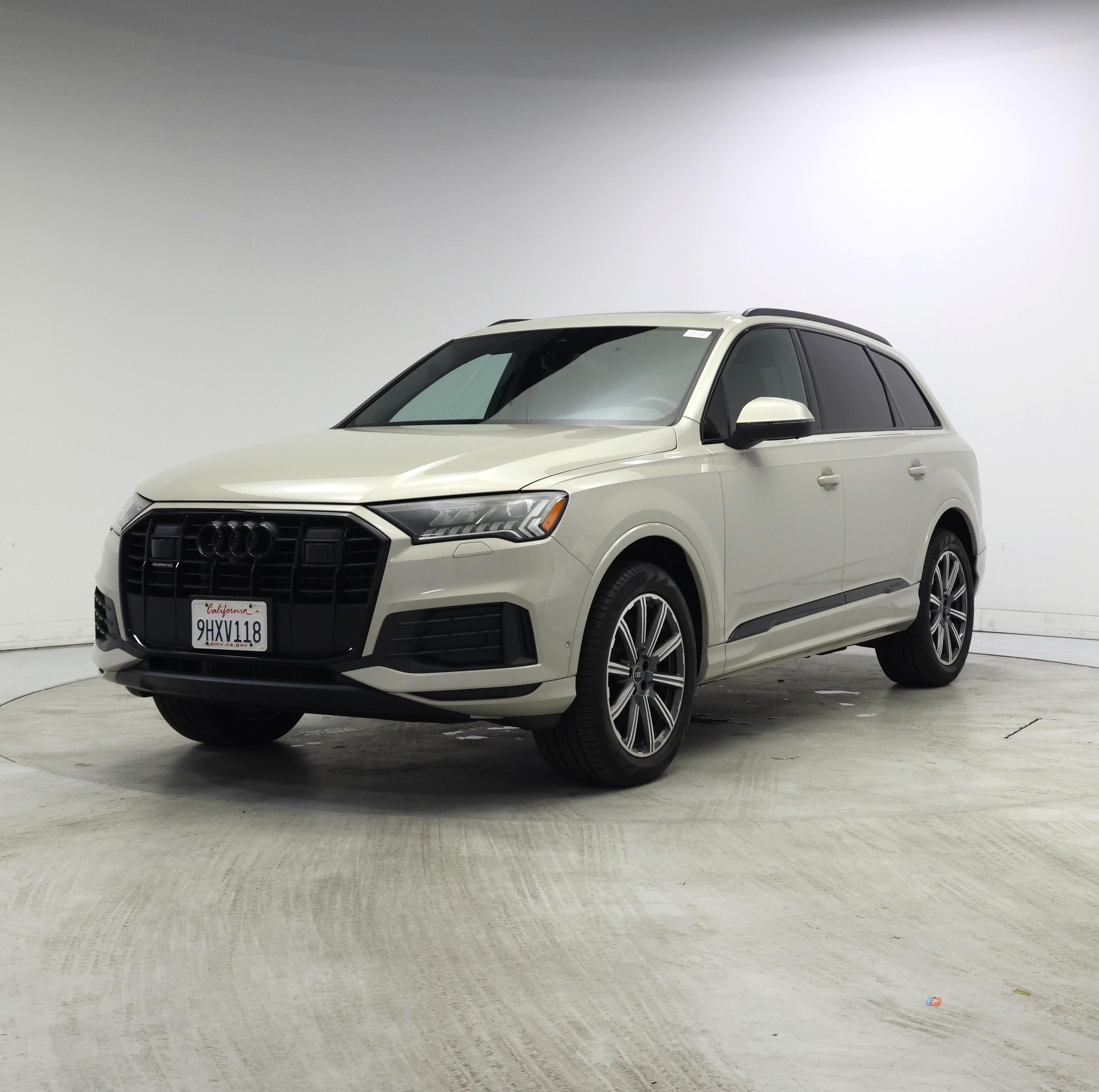 Thumbnail: 2023 Audi Q7 - 4