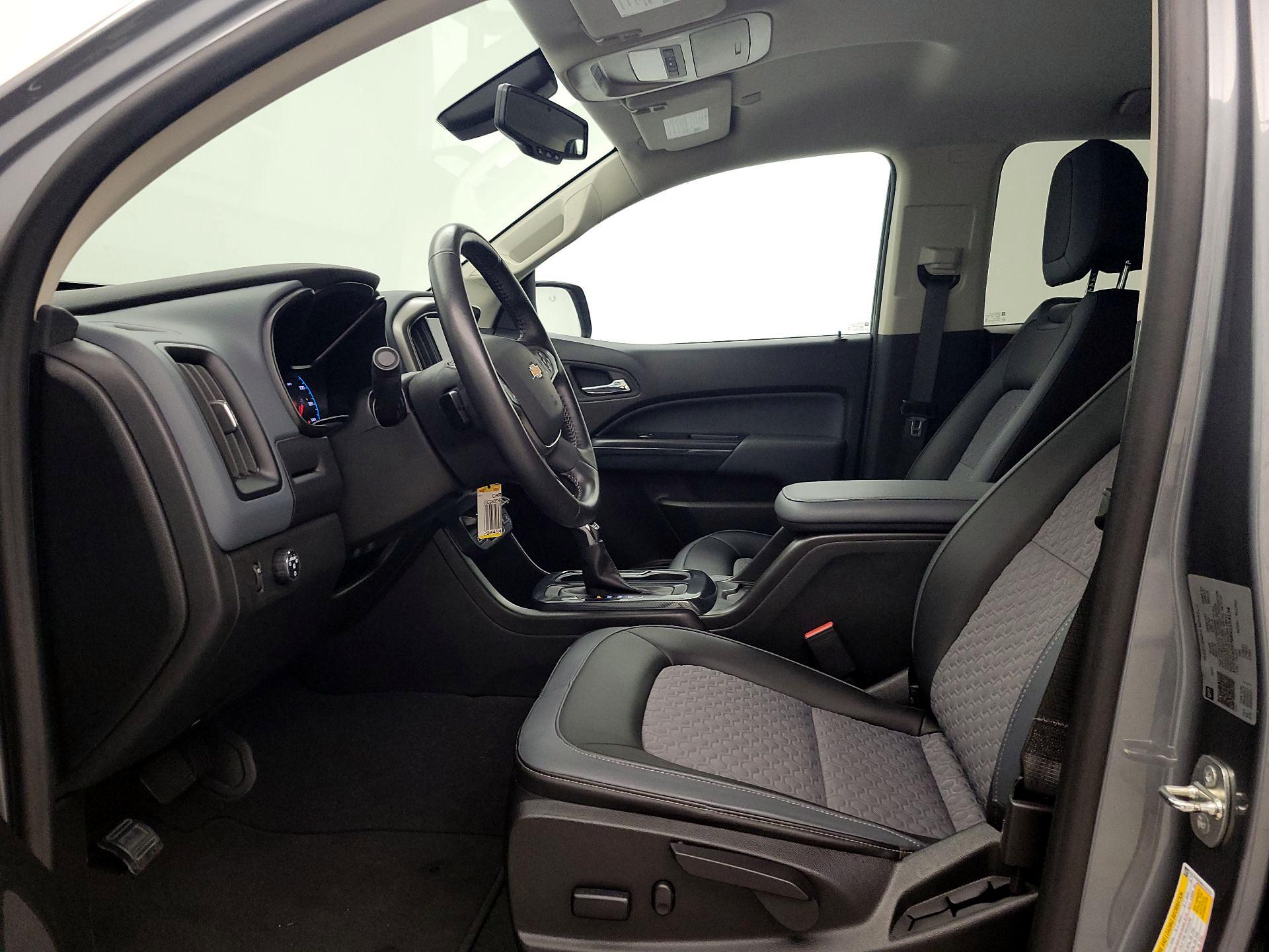 Thumbnail: 2022 Chevrolet Colorado - 11
