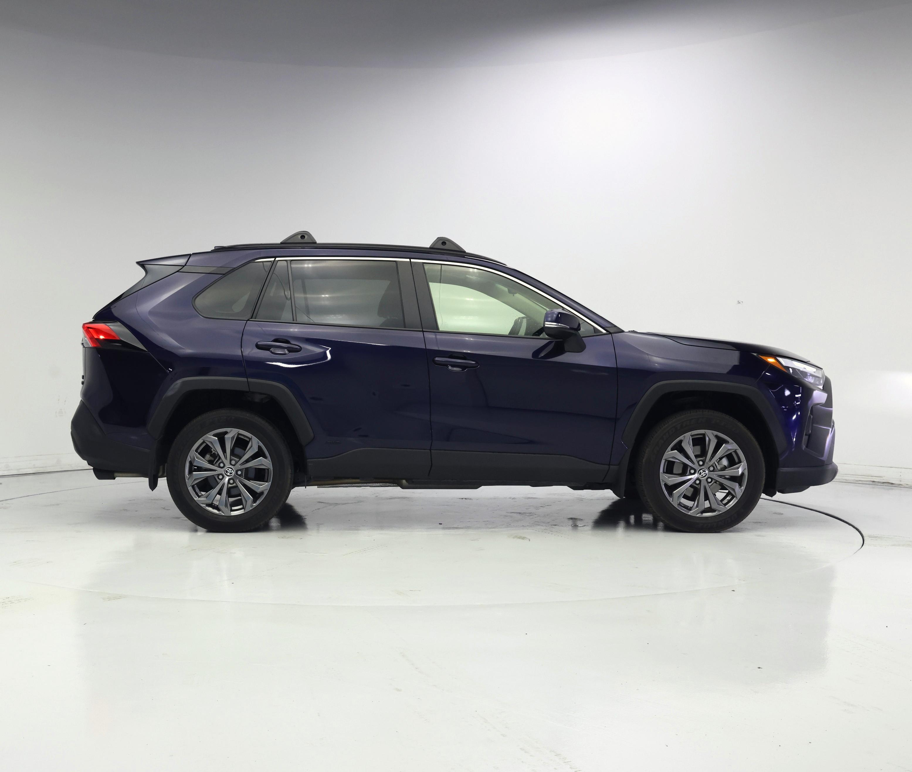 Thumbnail: 2023 Toyota RAV4 - 7