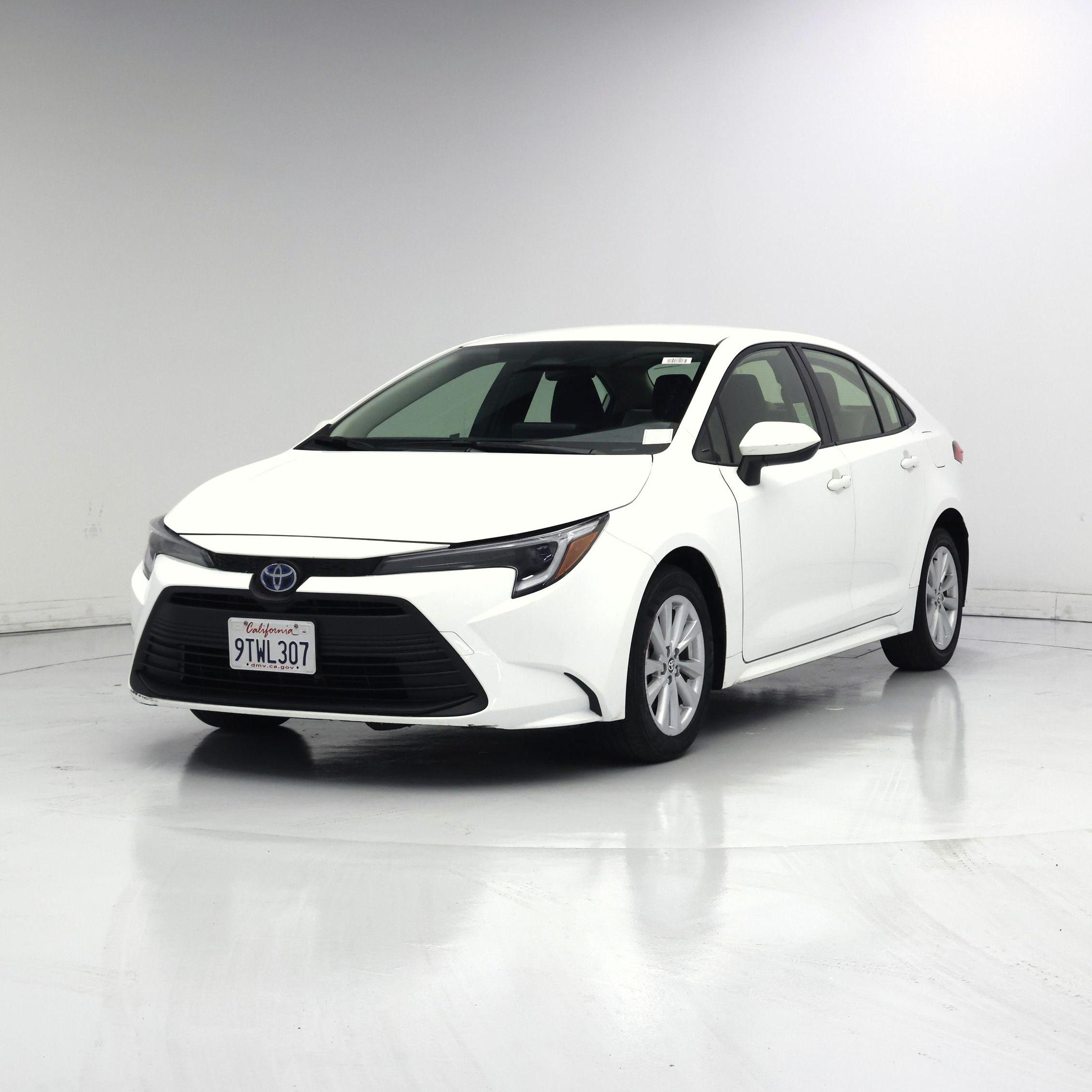Thumbnail: 2025 Toyota Corolla - 4