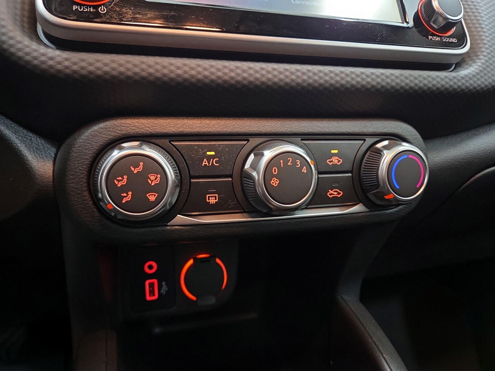 2025 Nissan KICKS PLAY Base - Photo 17