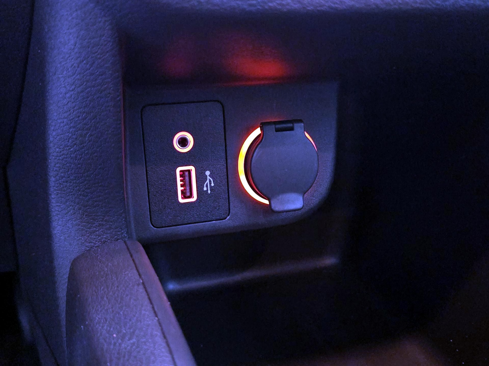 2025 Nissan KICKS PLAY Base - Photo 19