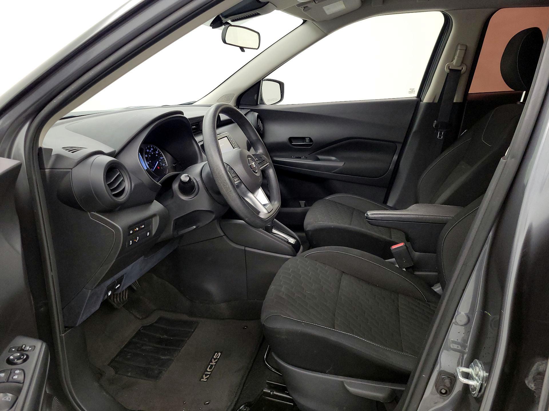Thumbnail: 2021 Nissan Kicks - 11