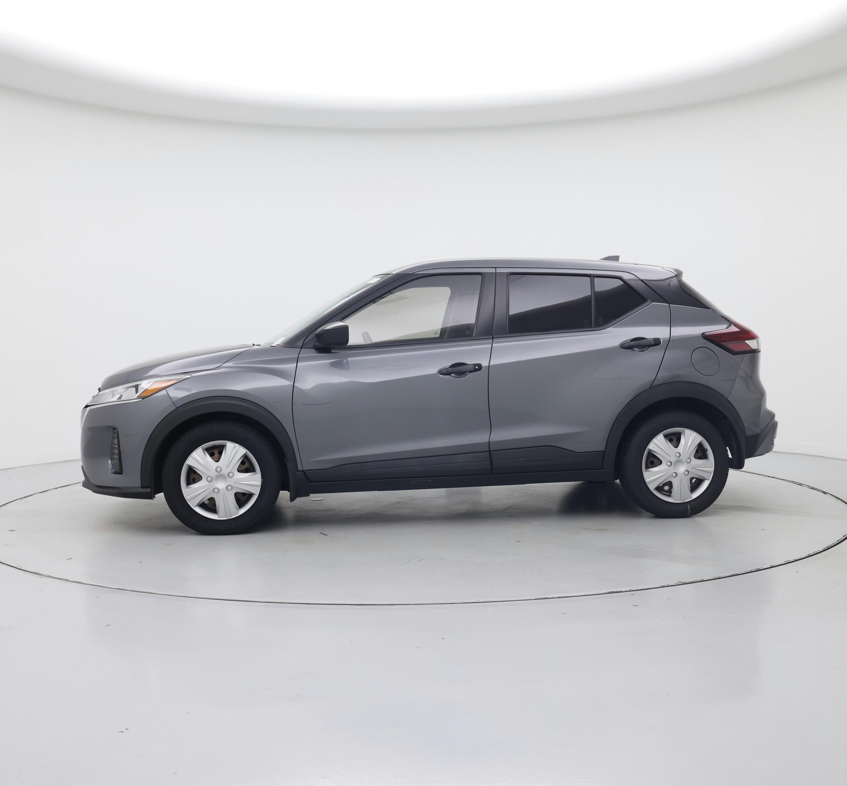 Thumbnail: 2021 Nissan Kicks - 3