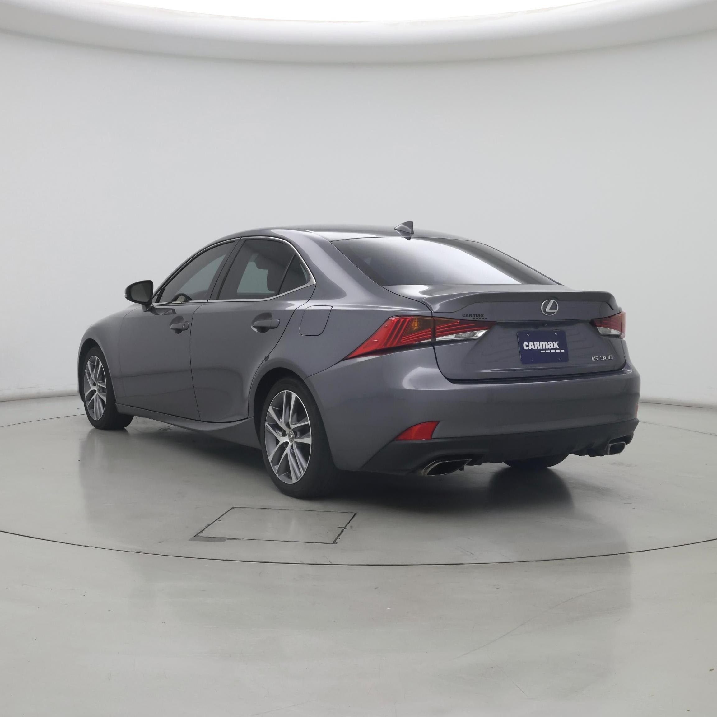 Thumbnail: 2020 Lexus IS - 2