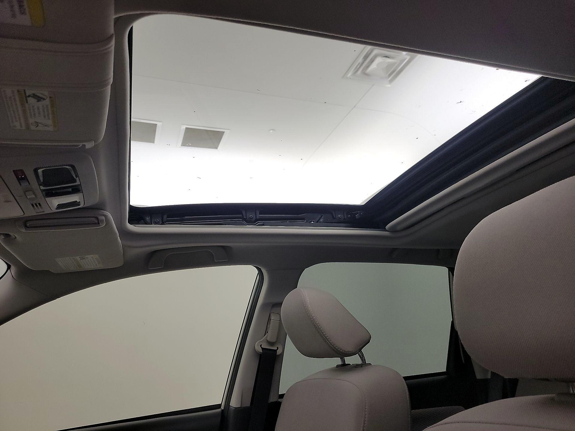 Thumbnail: 2018 Subaru Forester - 19