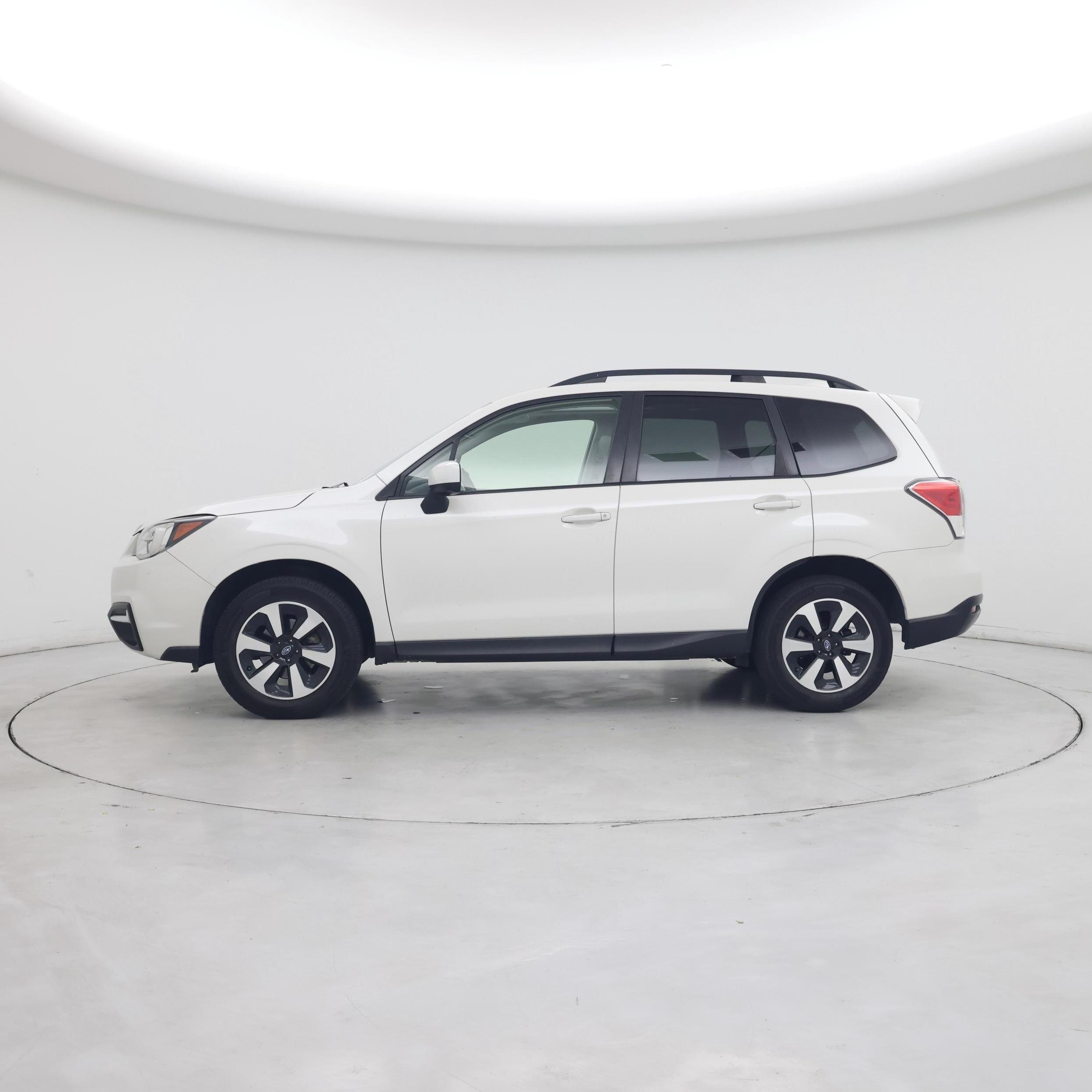 Thumbnail: 2018 Subaru Forester - 3