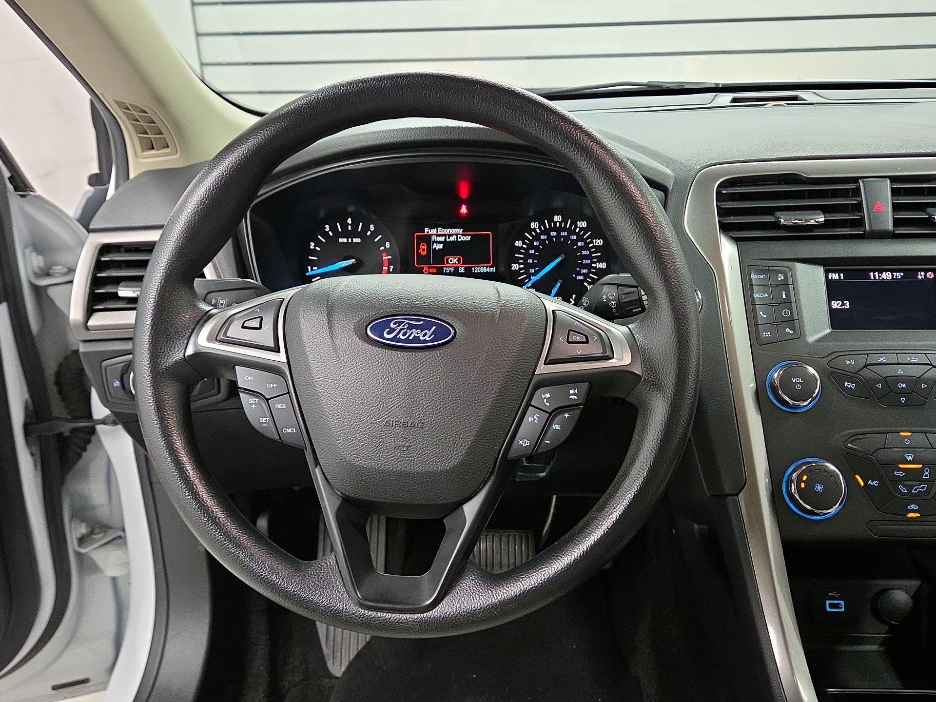 Thumbnail: 2020 Ford Fusion - 10