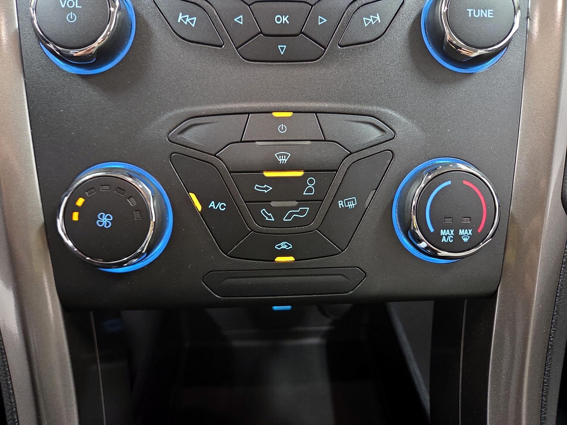 Thumbnail: 2020 Ford Fusion - 14