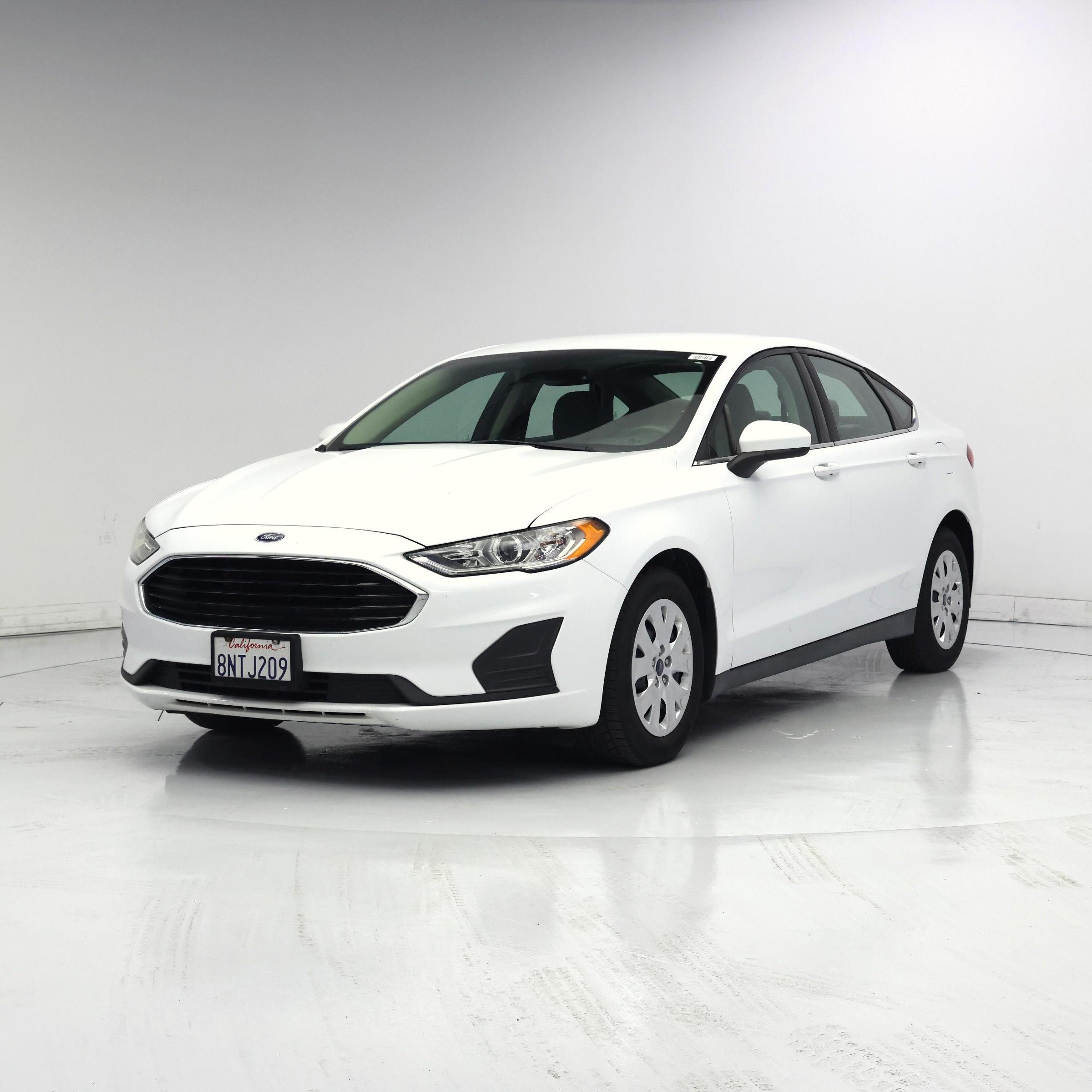 Thumbnail: 2020 Ford Fusion - 4