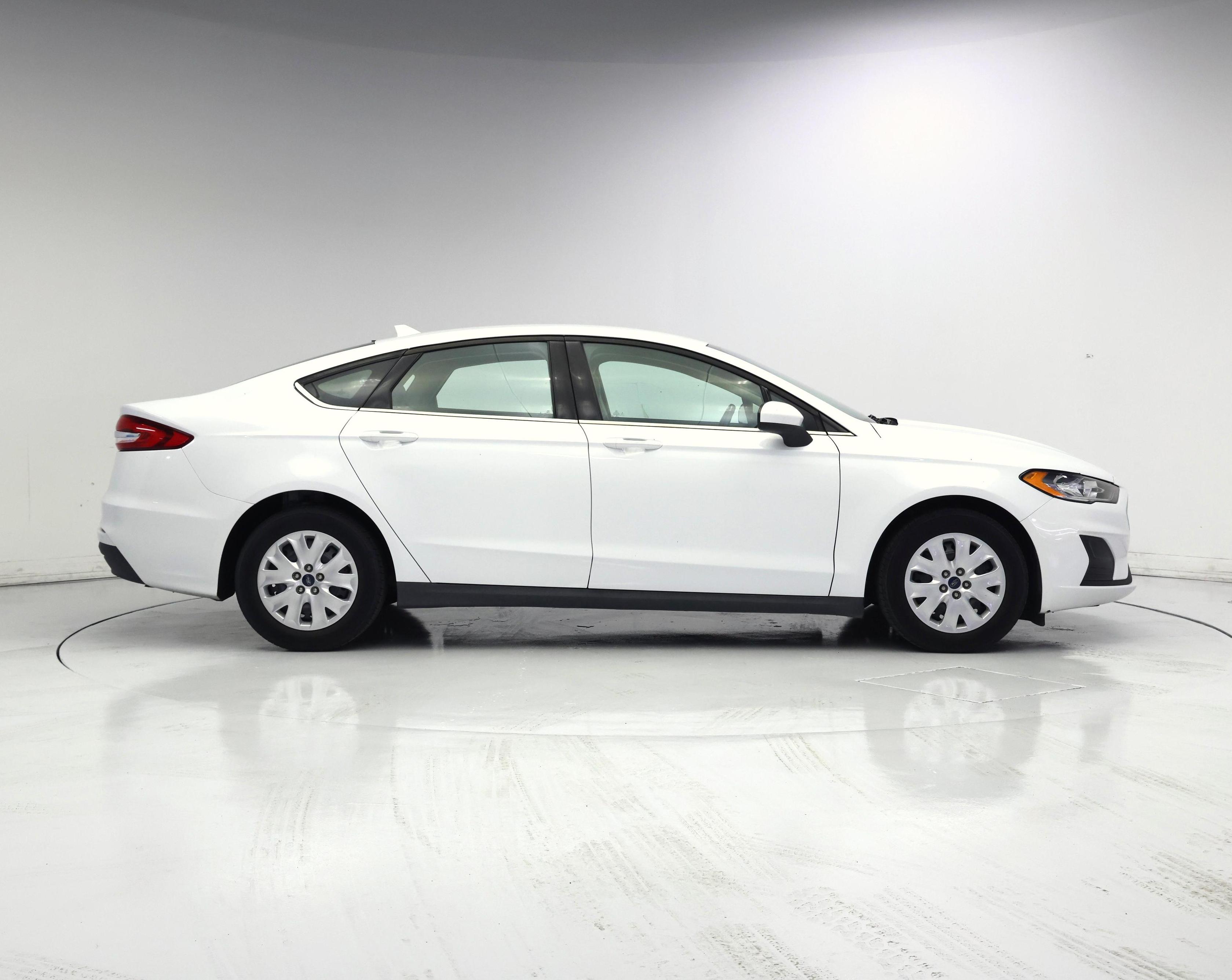 Thumbnail: 2020 Ford Fusion - 7