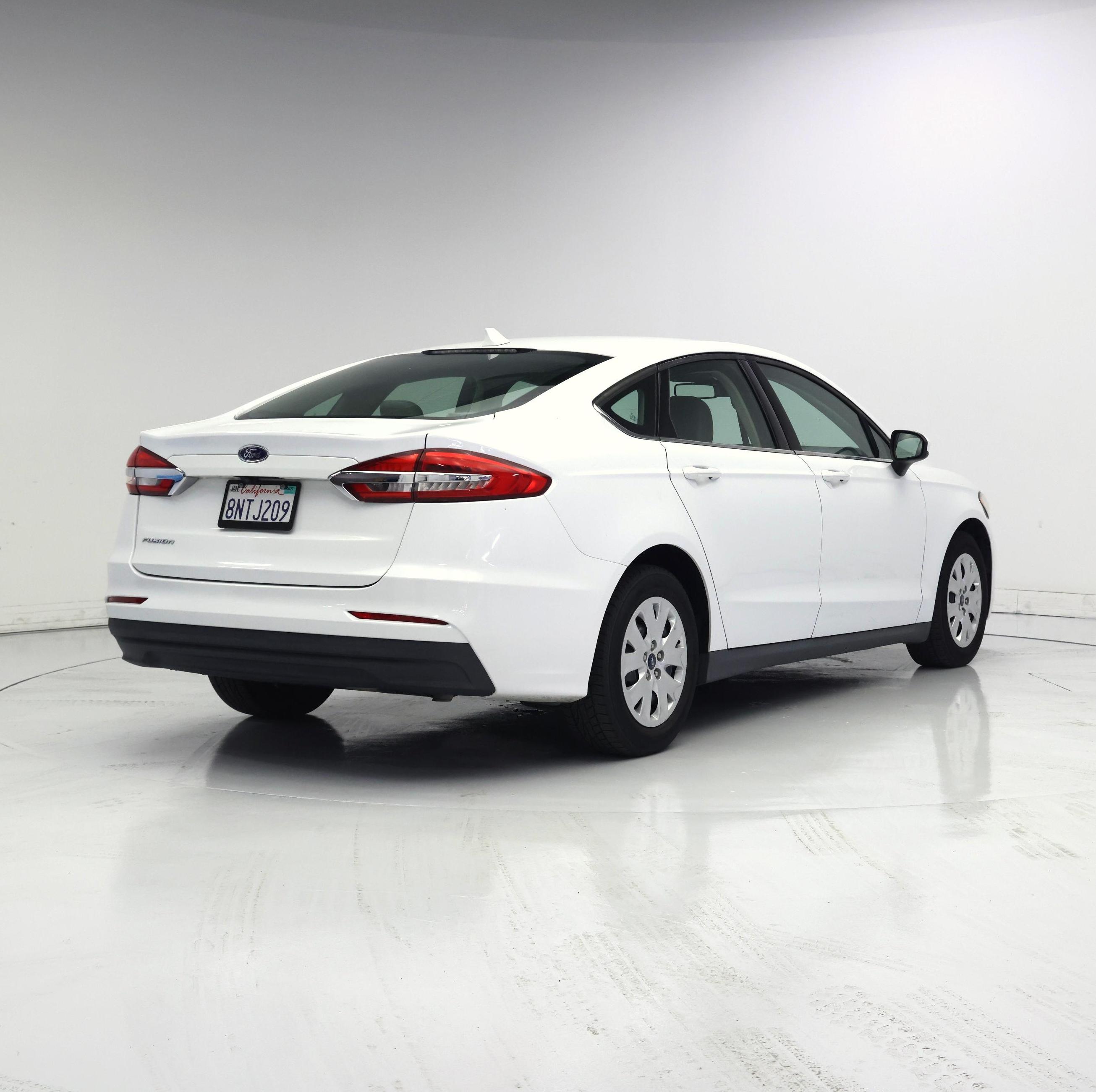 Thumbnail: 2020 Ford Fusion - 8