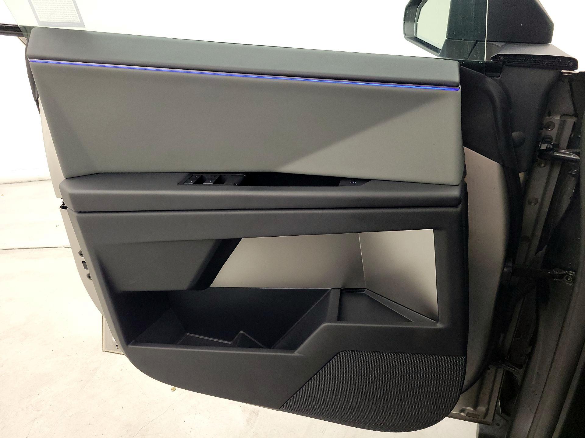 Thumbnail: 2025 Tesla Cybertruck - 10
