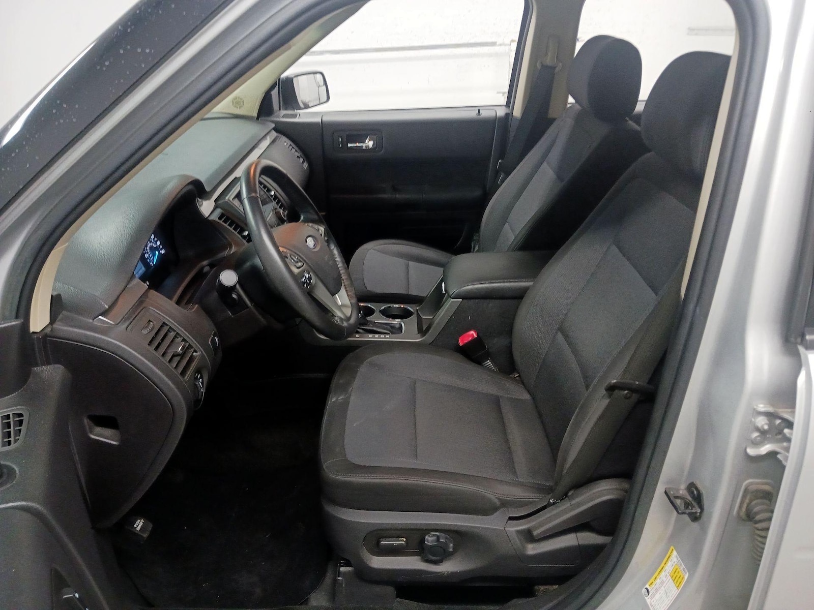 Power Seat(s) & Side Airbags