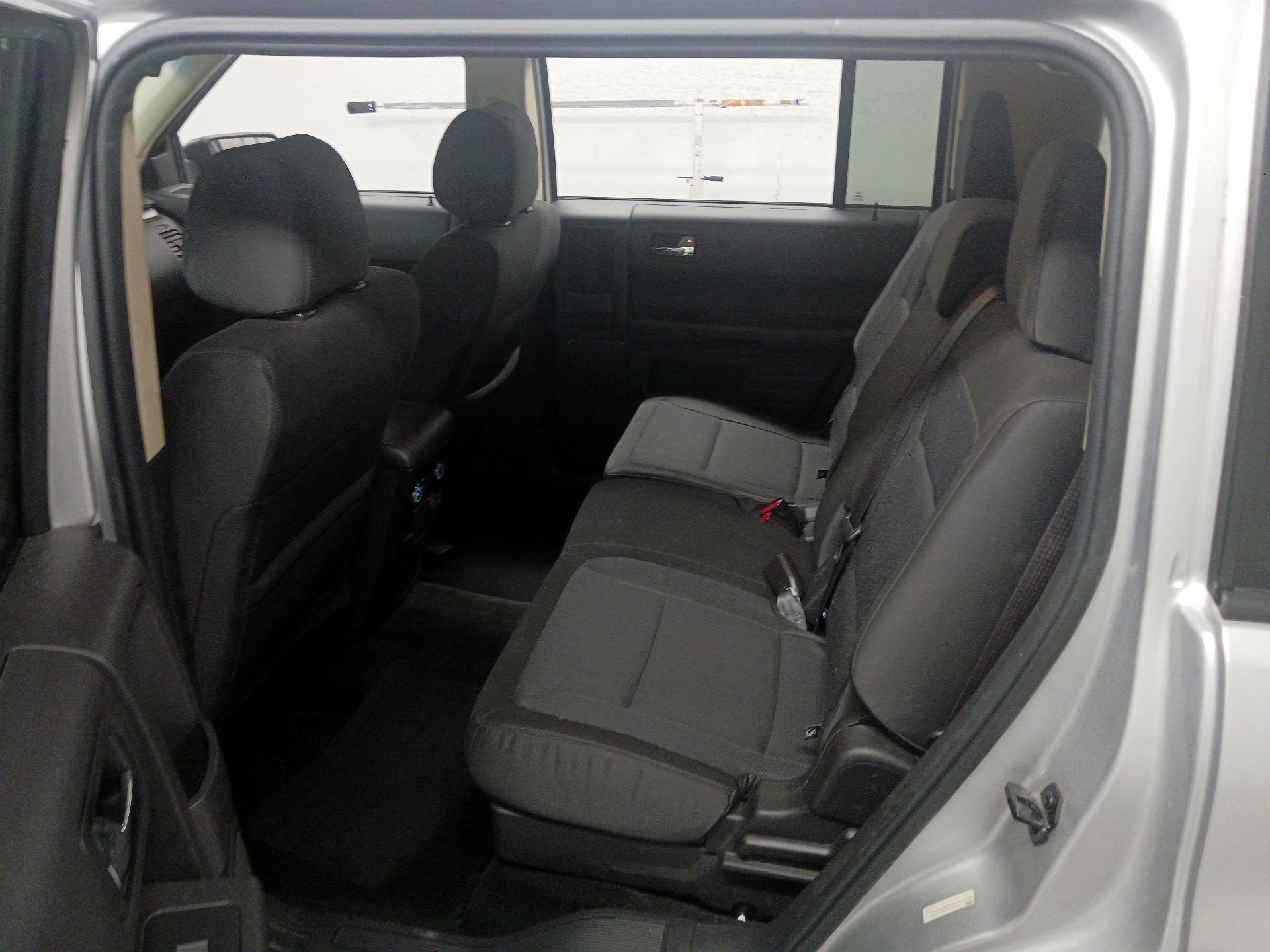 Thumbnail: 2018 Ford Flex - 19