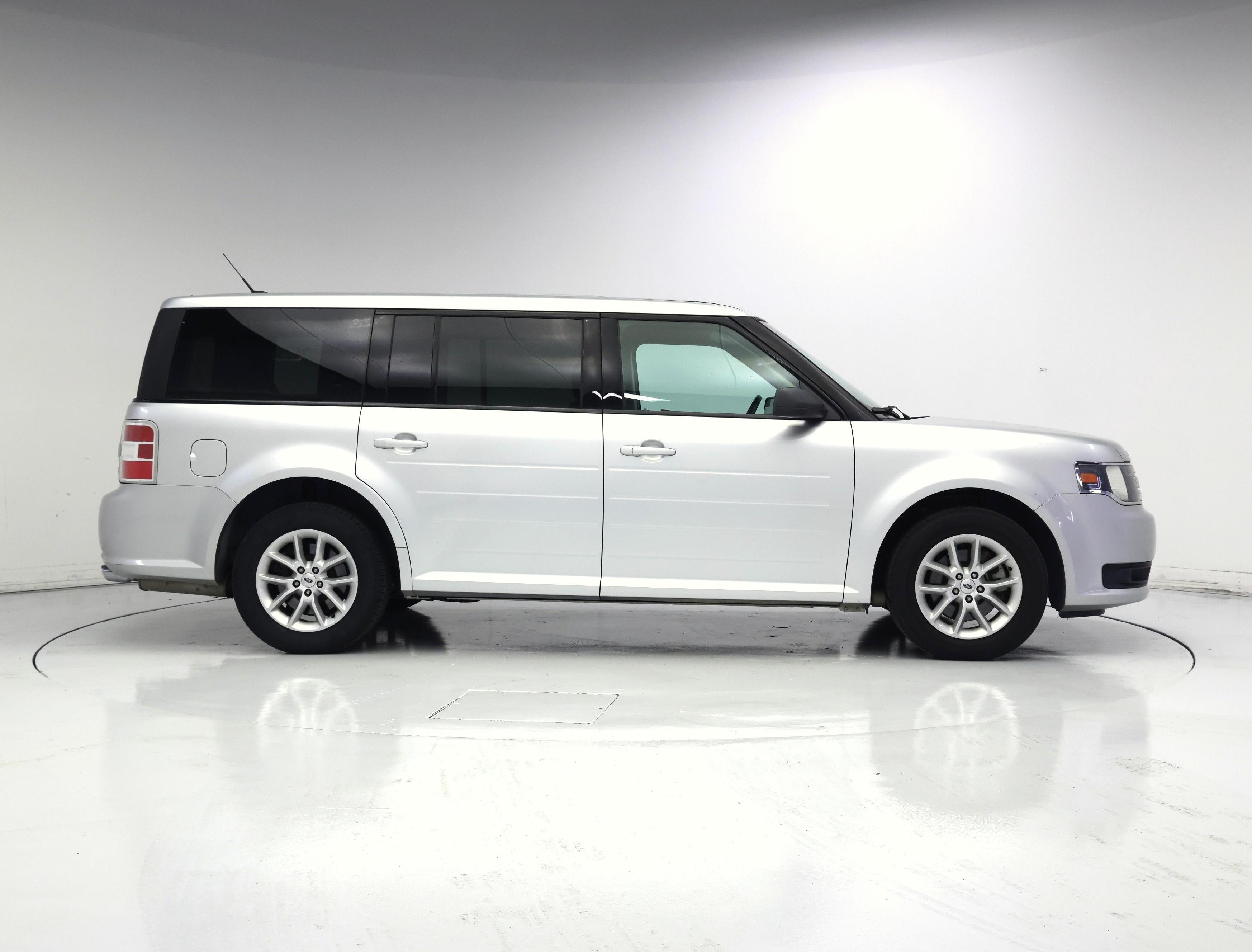 Thumbnail: 2018 Ford Flex - 7
