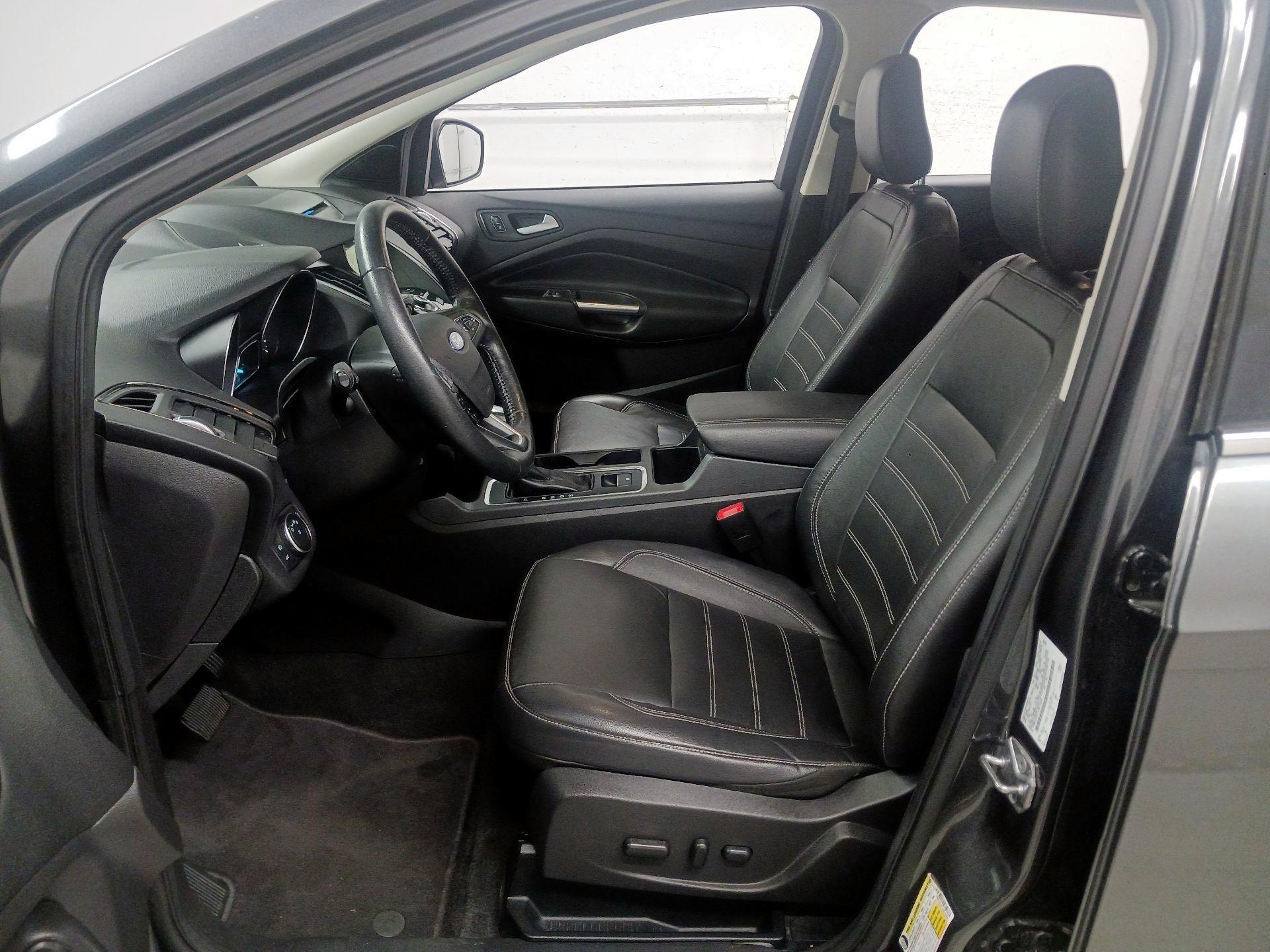 Thumbnail: 2018 Ford Escape - 11
