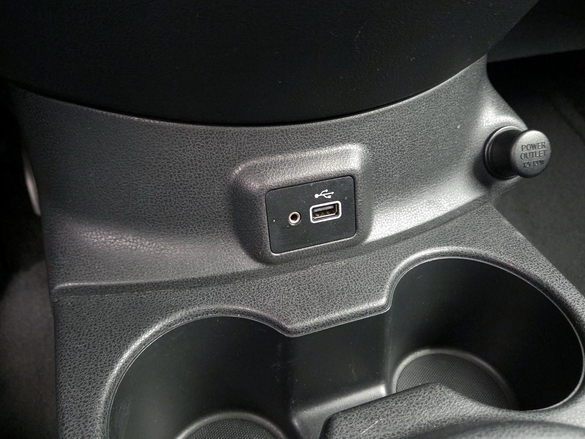 Thumbnail: 2019 Nissan Versa - 18