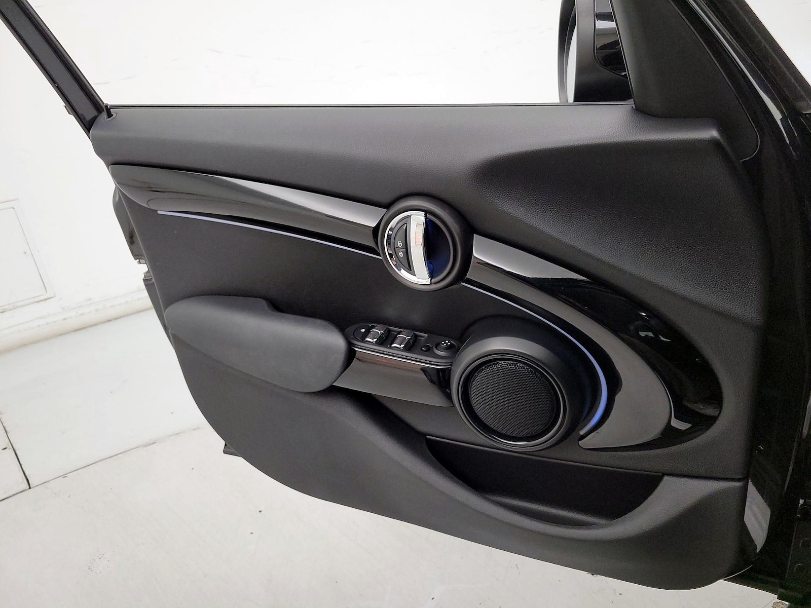 2024 MINI Hardtop 4 Door S - Photo 13