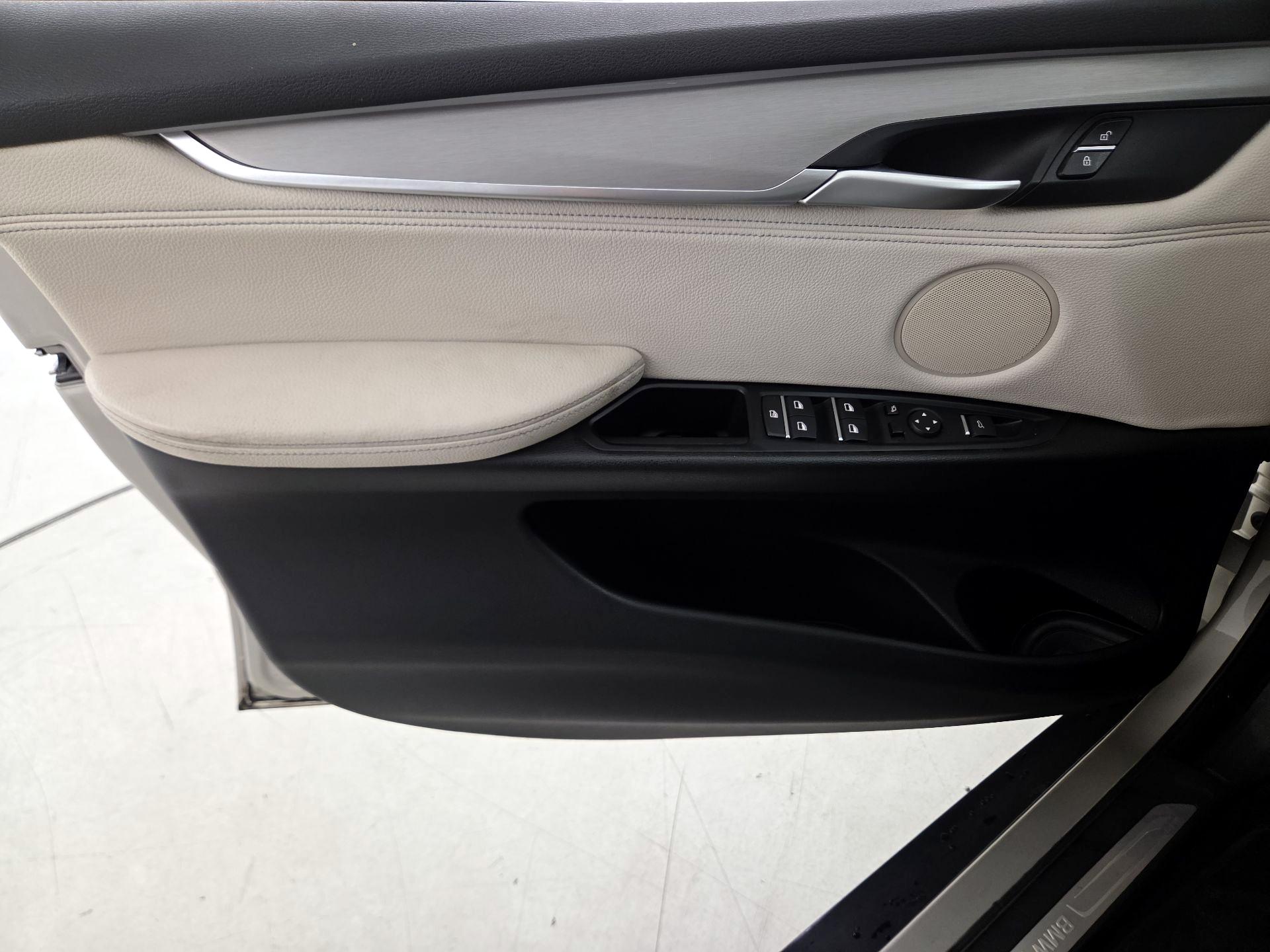 Thumbnail: 2016 BMW X5 - 12
