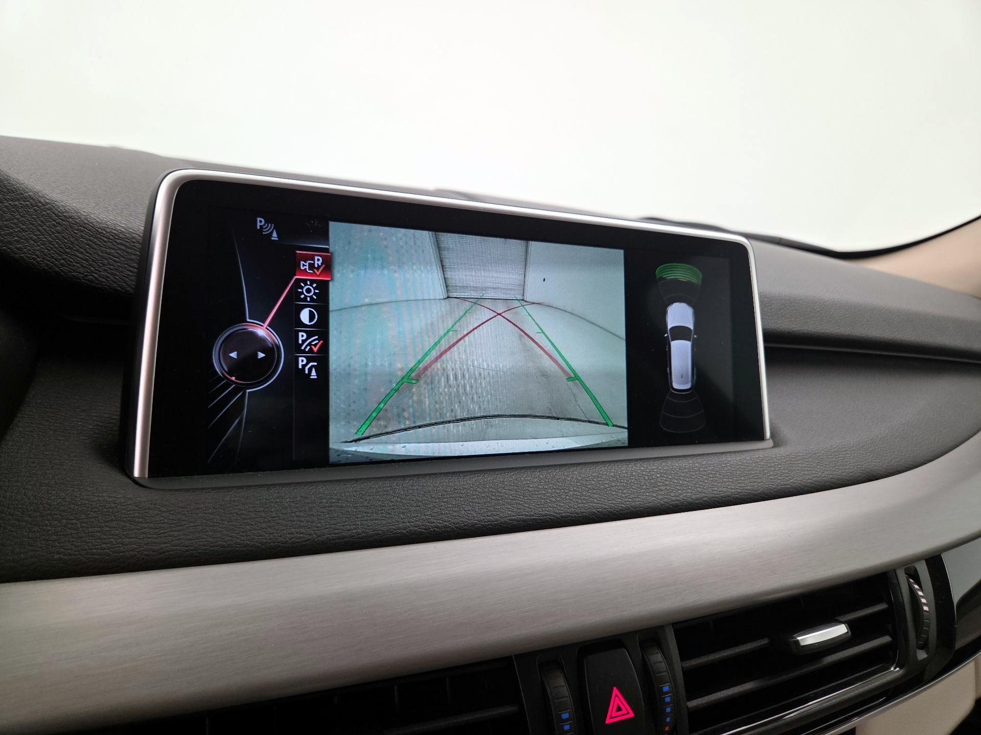 Thumbnail: 2016 BMW X5 - 15