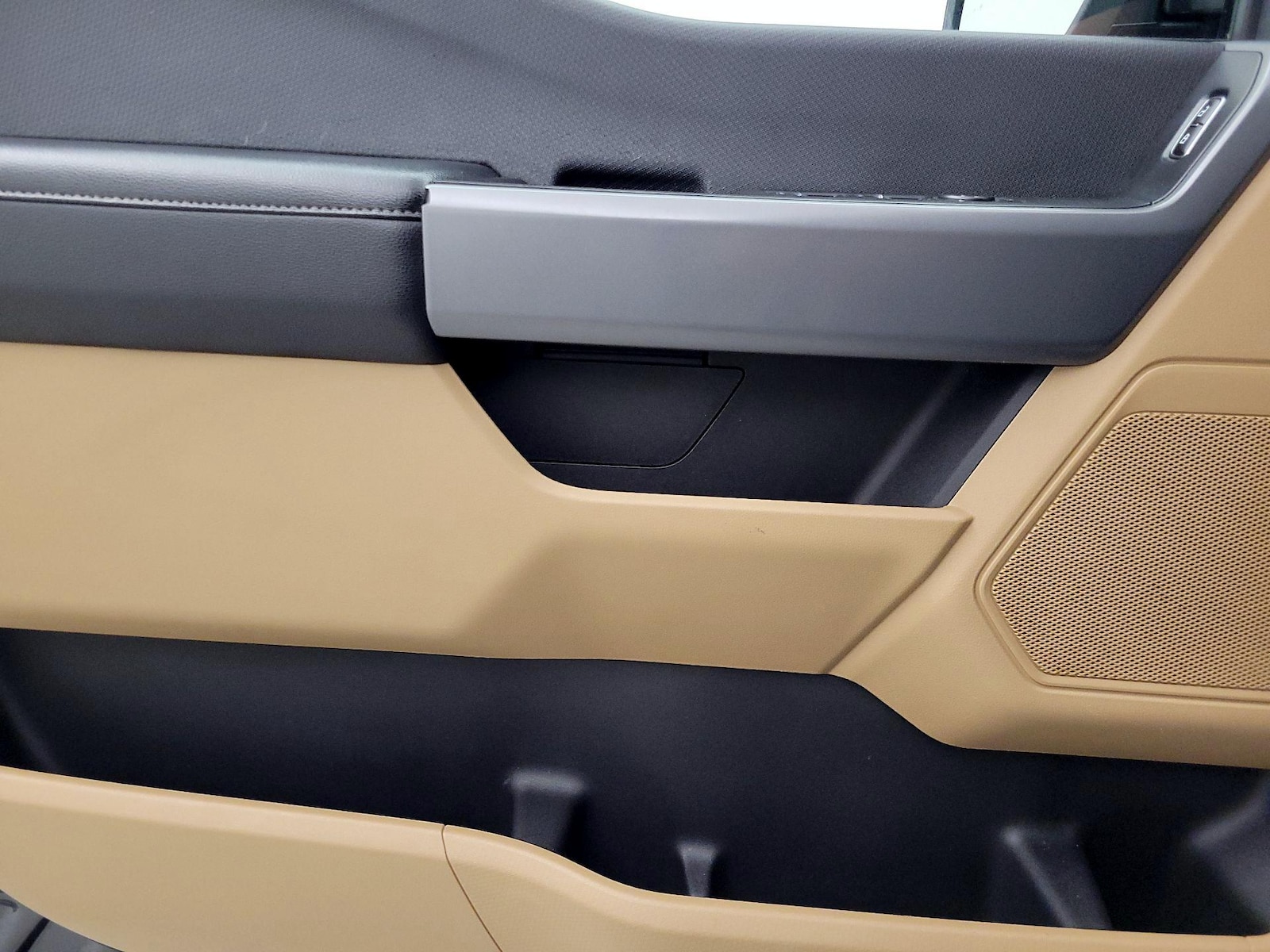 2023 Ford F-150 XLT - Photo 10