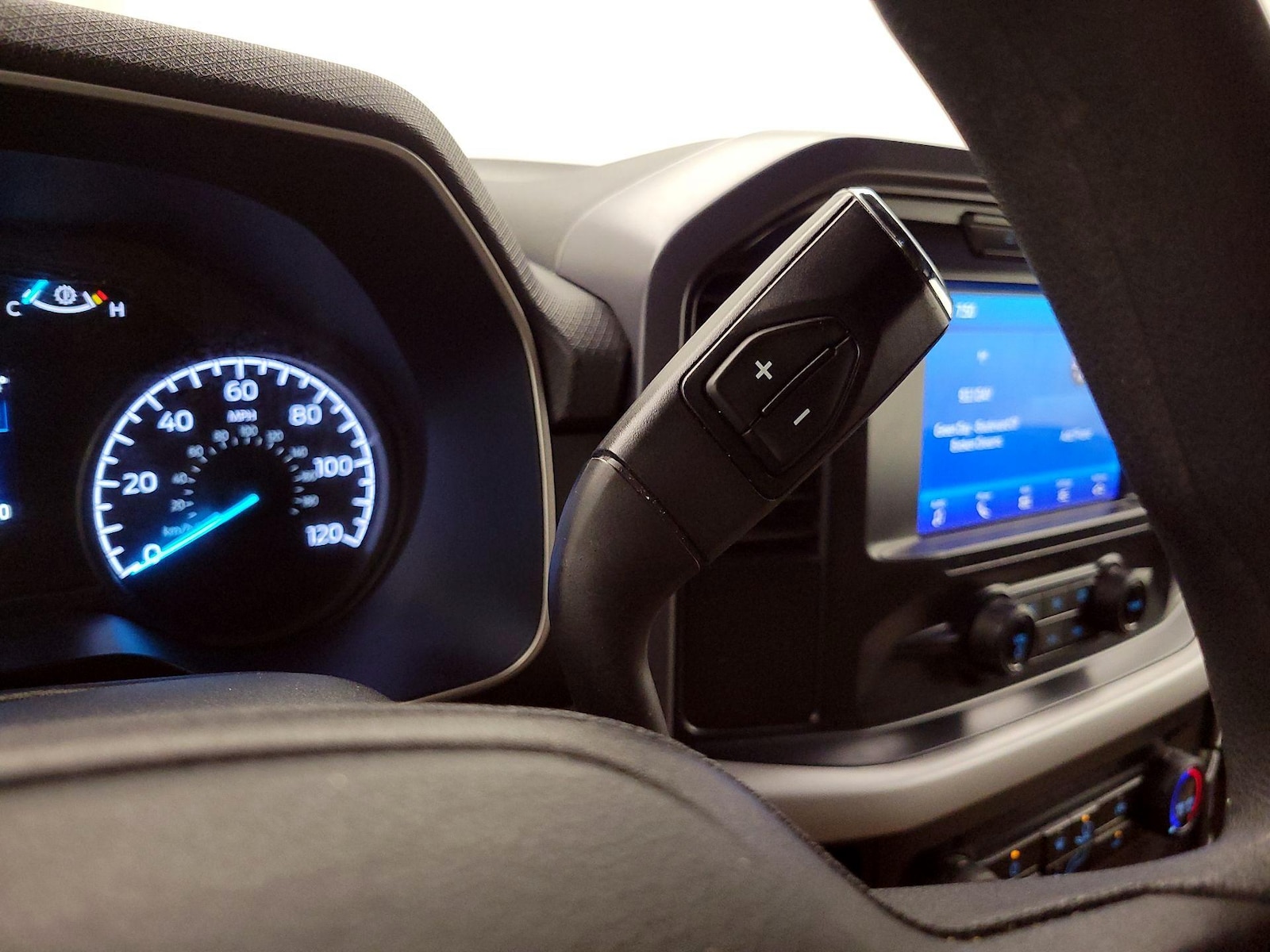 2023 Ford F-150 XLT - Photo 15