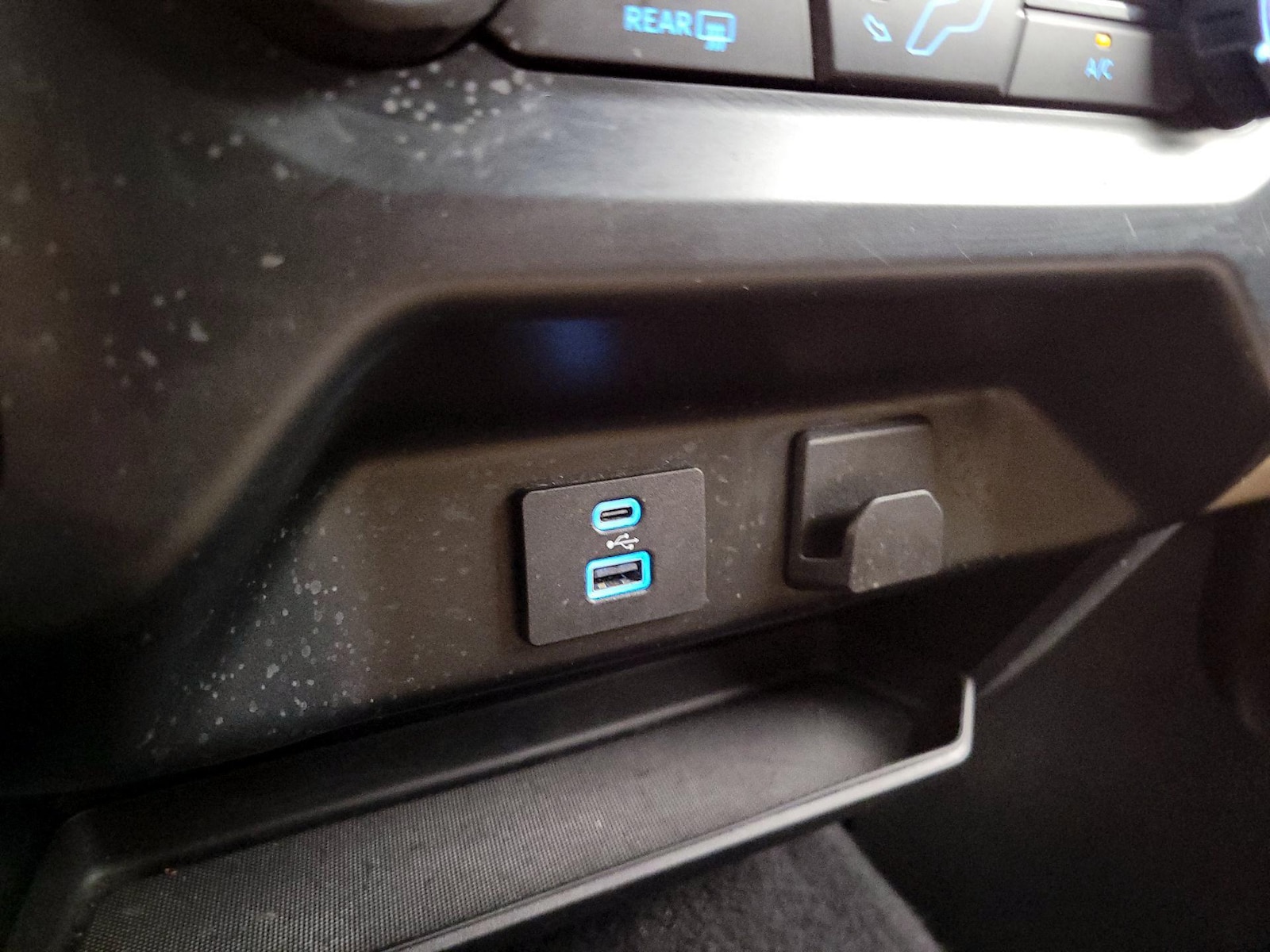 2023 Ford F-150 XLT - Photo 16