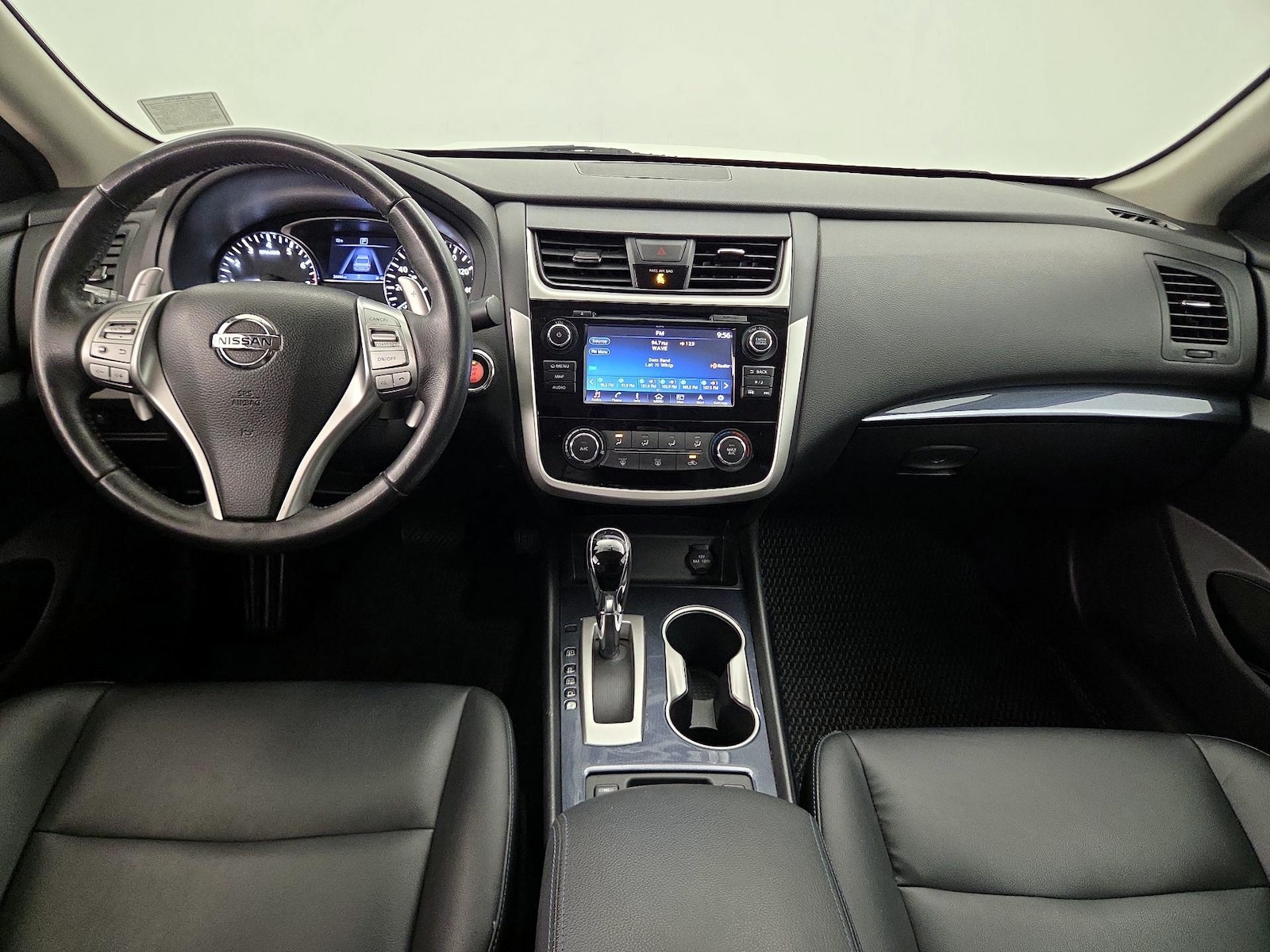2018 Nissan Altima SR - Photo 10