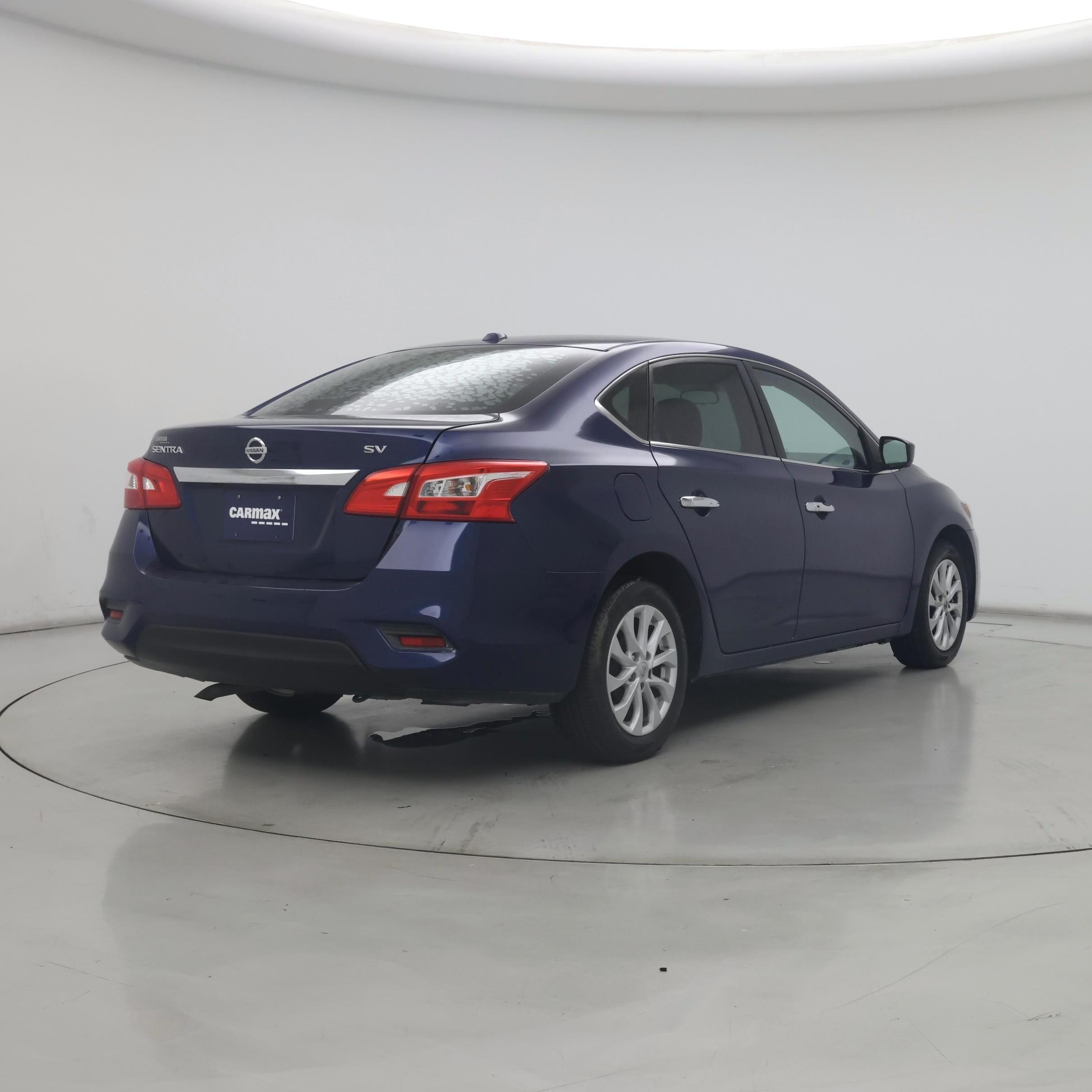 Thumbnail: 2018 Nissan Sentra - 8