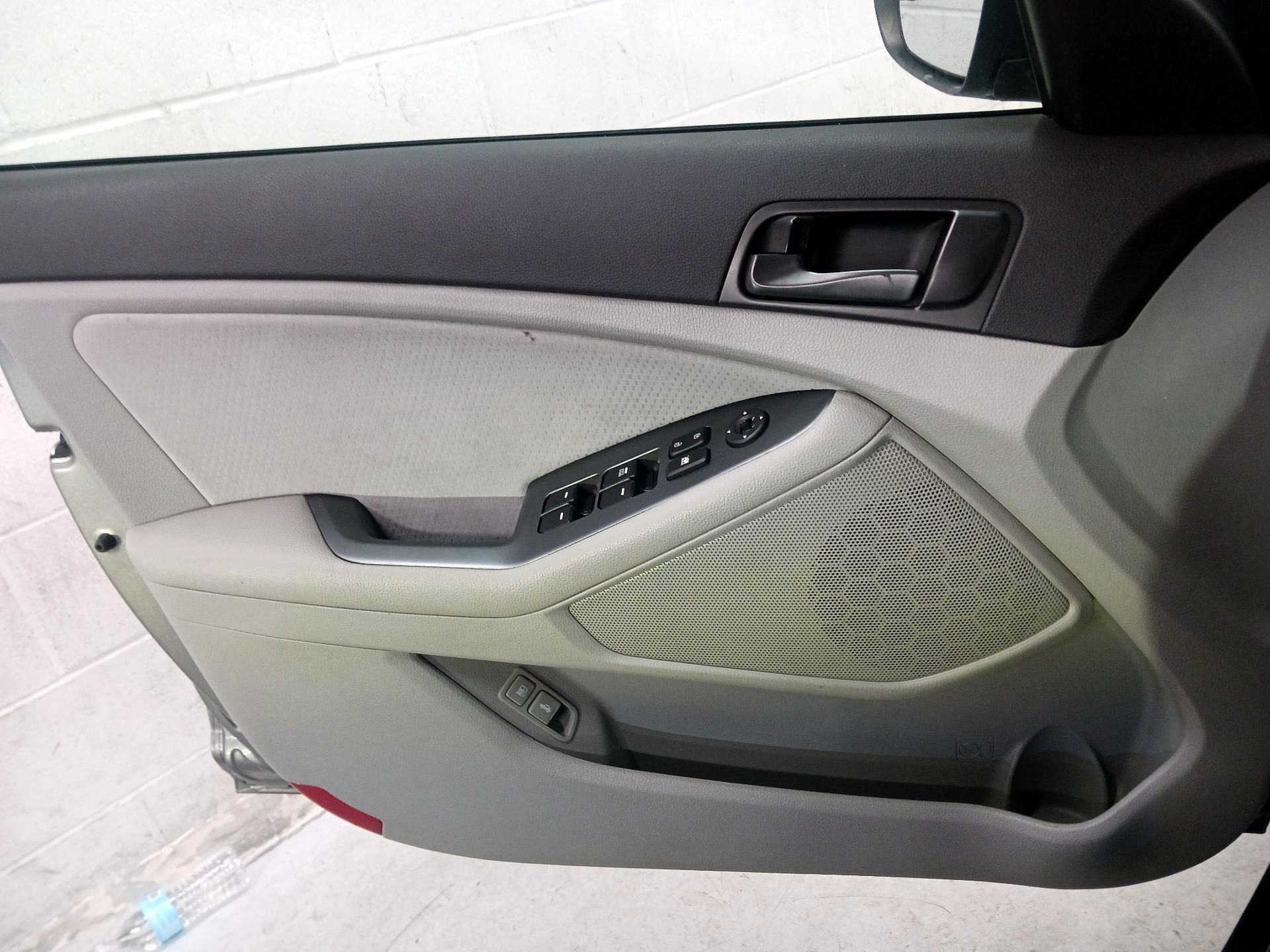 Thumbnail: 2015 Kia Optima - 12