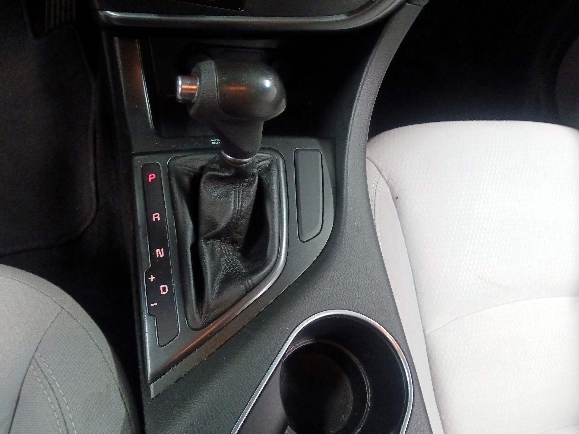 Thumbnail: 2015 Kia Optima - 15