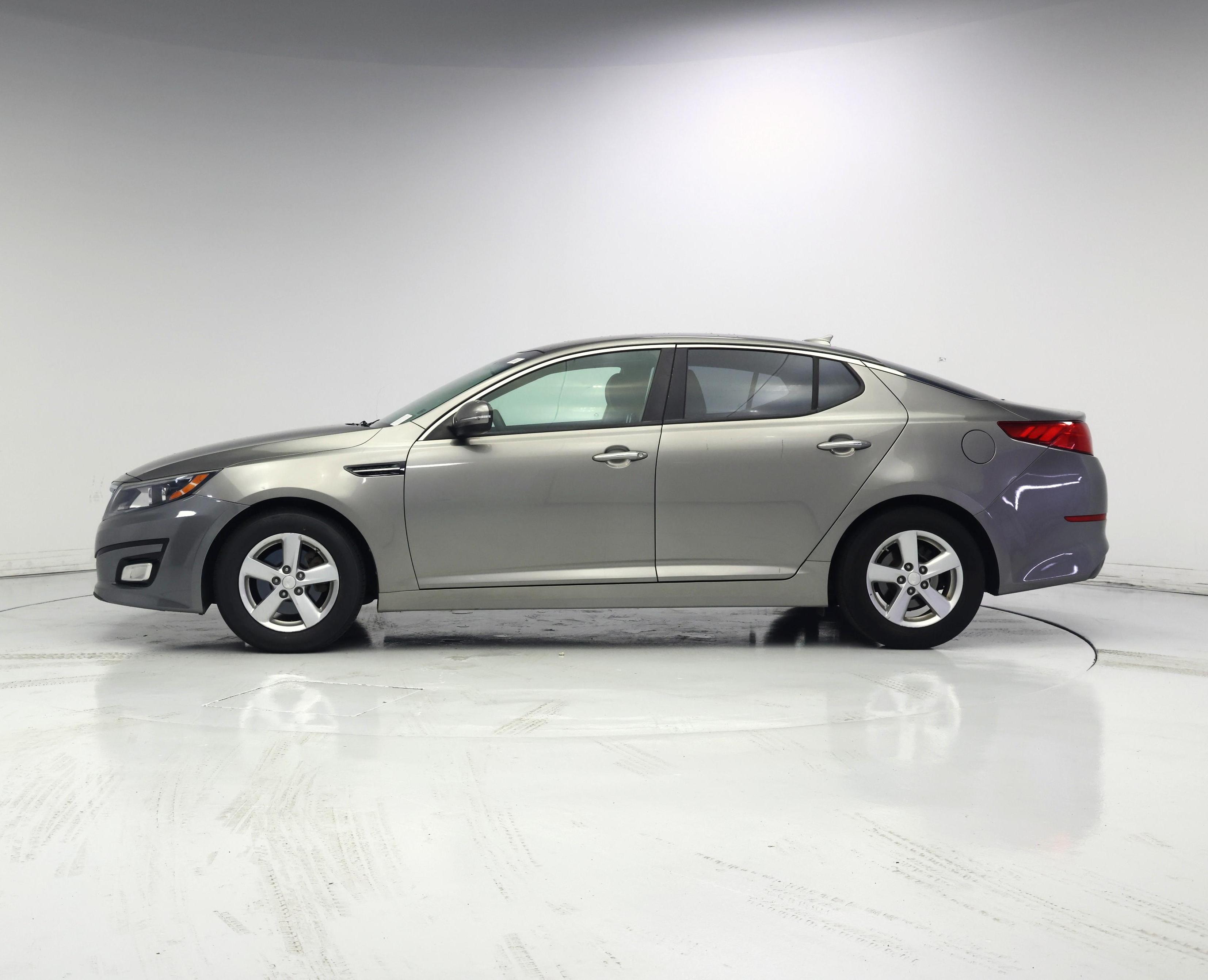 Thumbnail: 2015 Kia Optima - 3