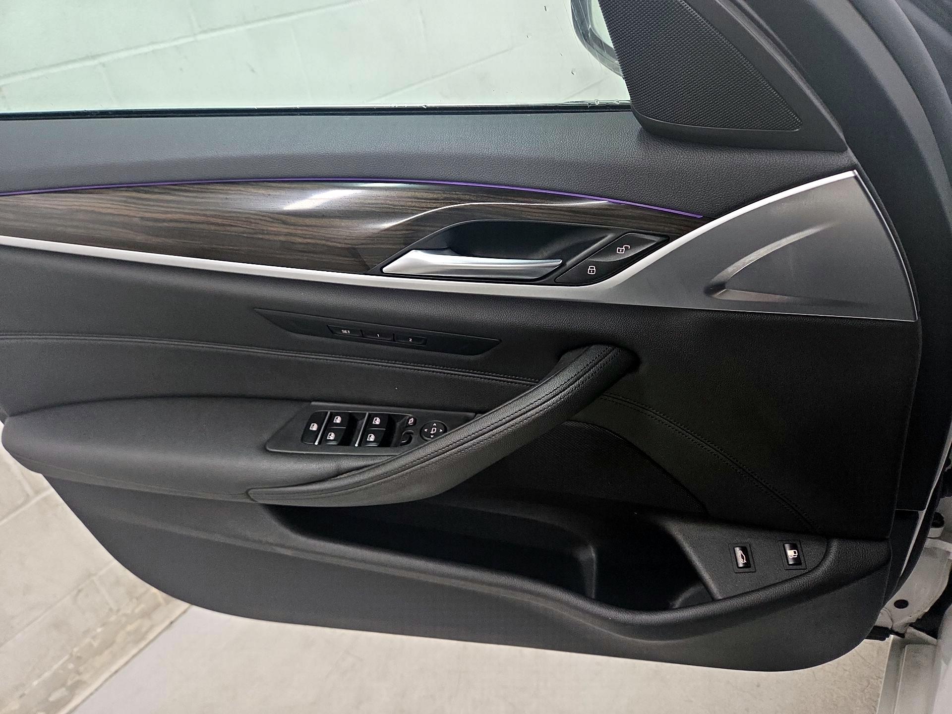 Thumbnail: 2019 BMW 5 Series - 12