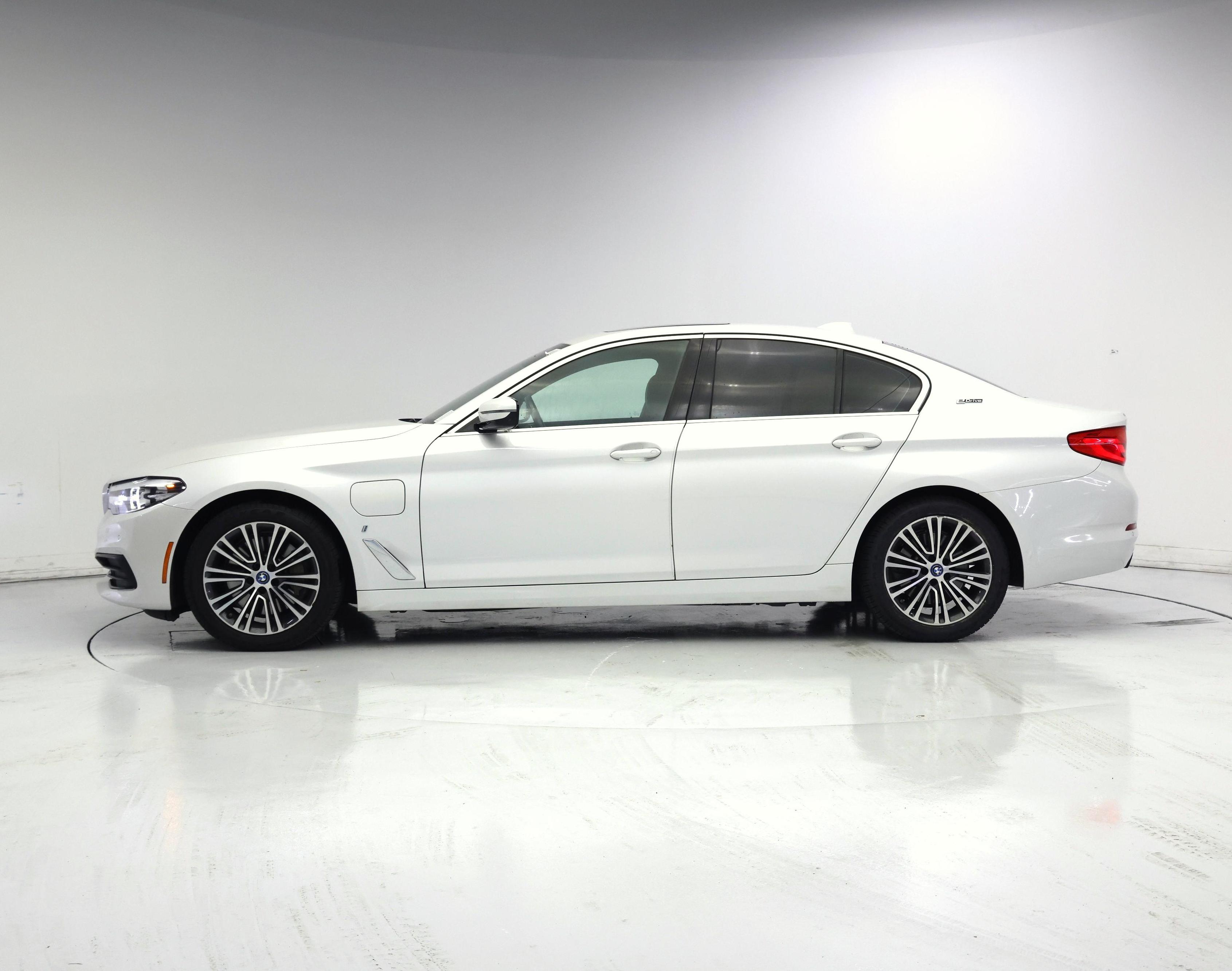 Thumbnail: 2019 BMW 5 Series - 3