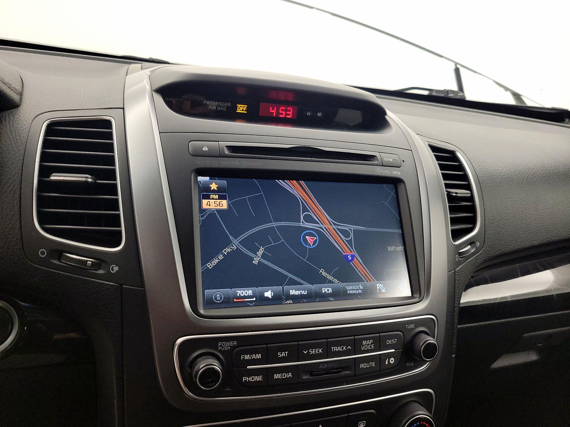 Thumbnail: 2015 Kia Sorento - 14