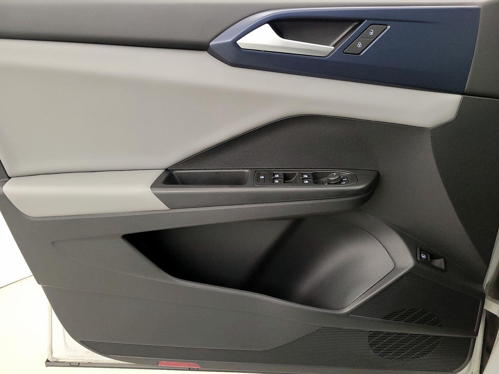2022 Volkswagen Taos SE - Photo 13
