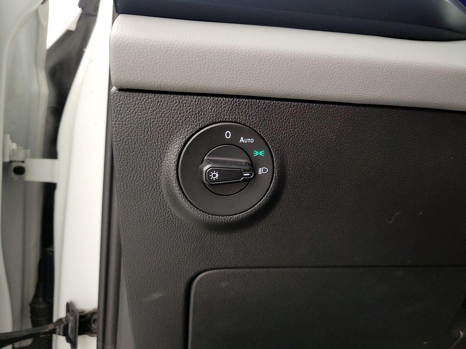 2022 Volkswagen Taos SE - Photo 14