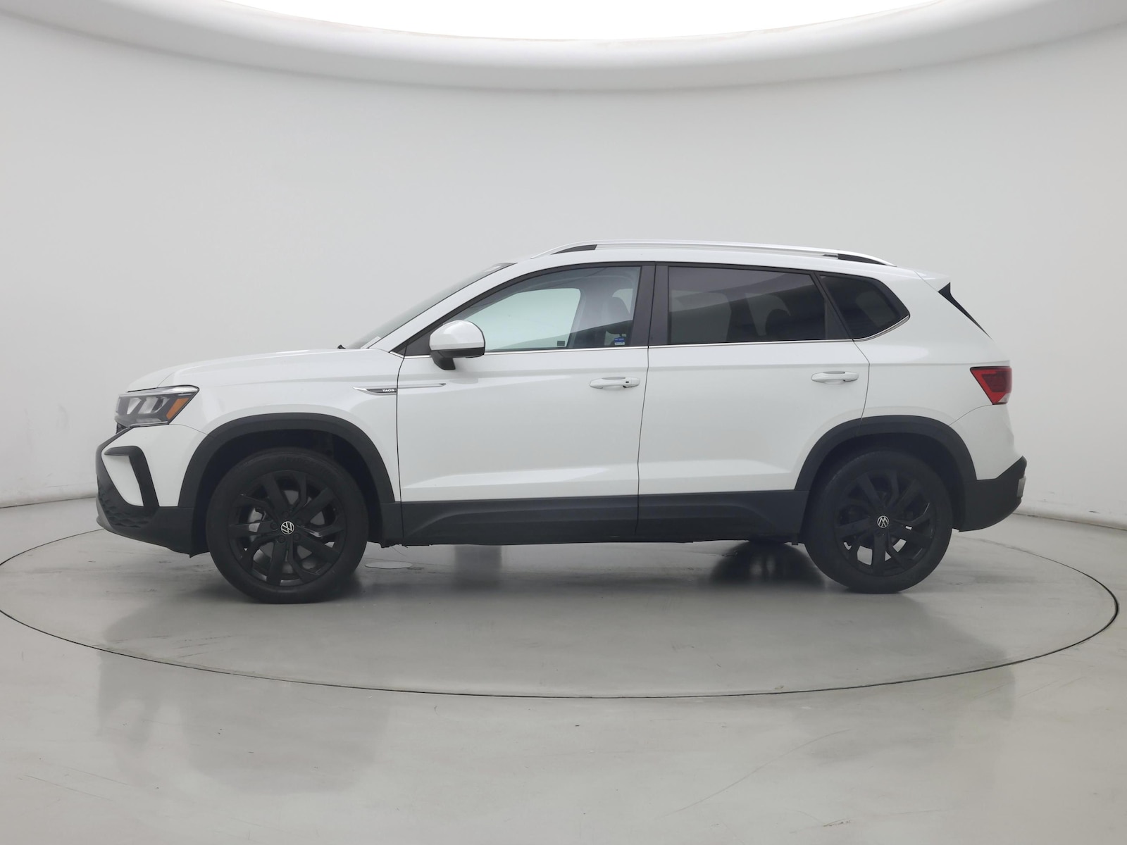 2022 Volkswagen Taos SE - Photo 4