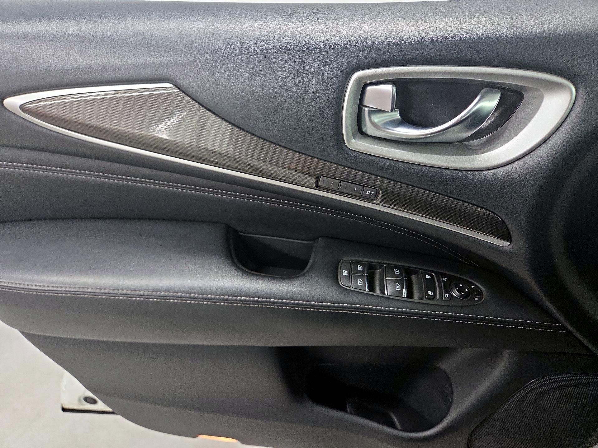 Thumbnail: 2020 INFINITI QX60 - 12