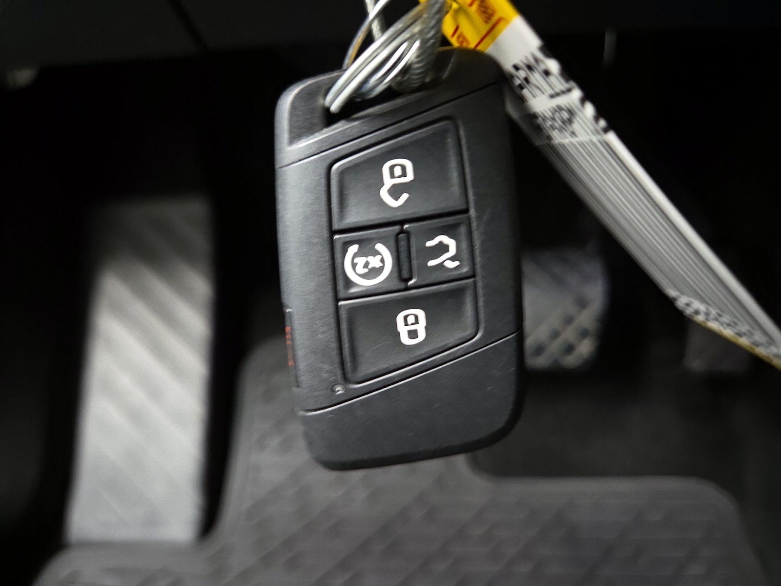 2023 Volkswagen Tiguan SE - Photo 17