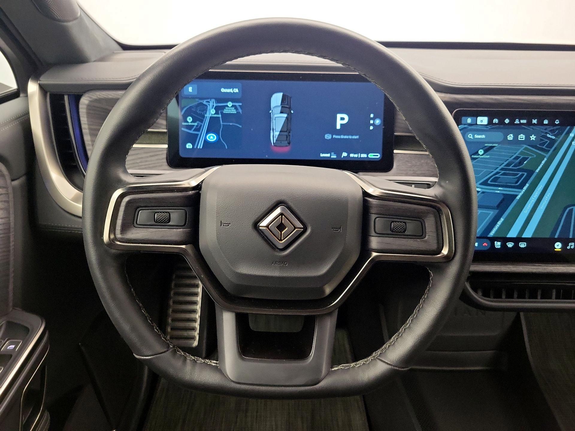 Thumbnail: 2023 Rivian R1S - 10