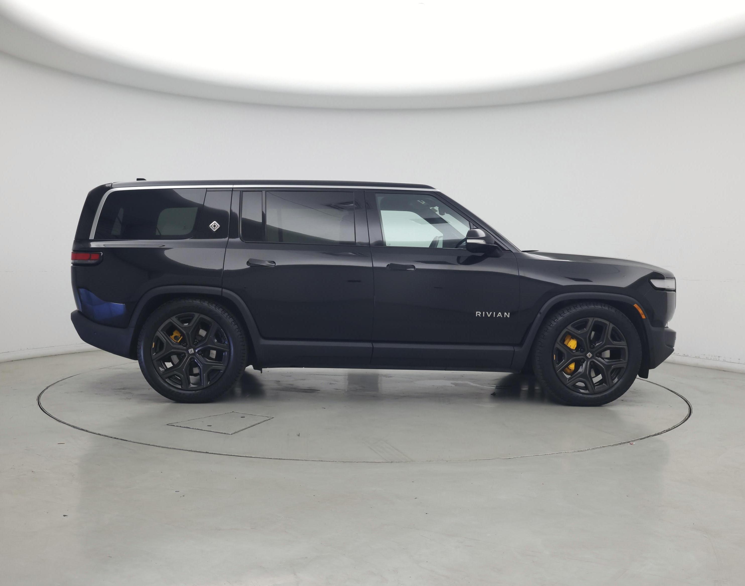 Thumbnail: 2023 Rivian R1S - 7