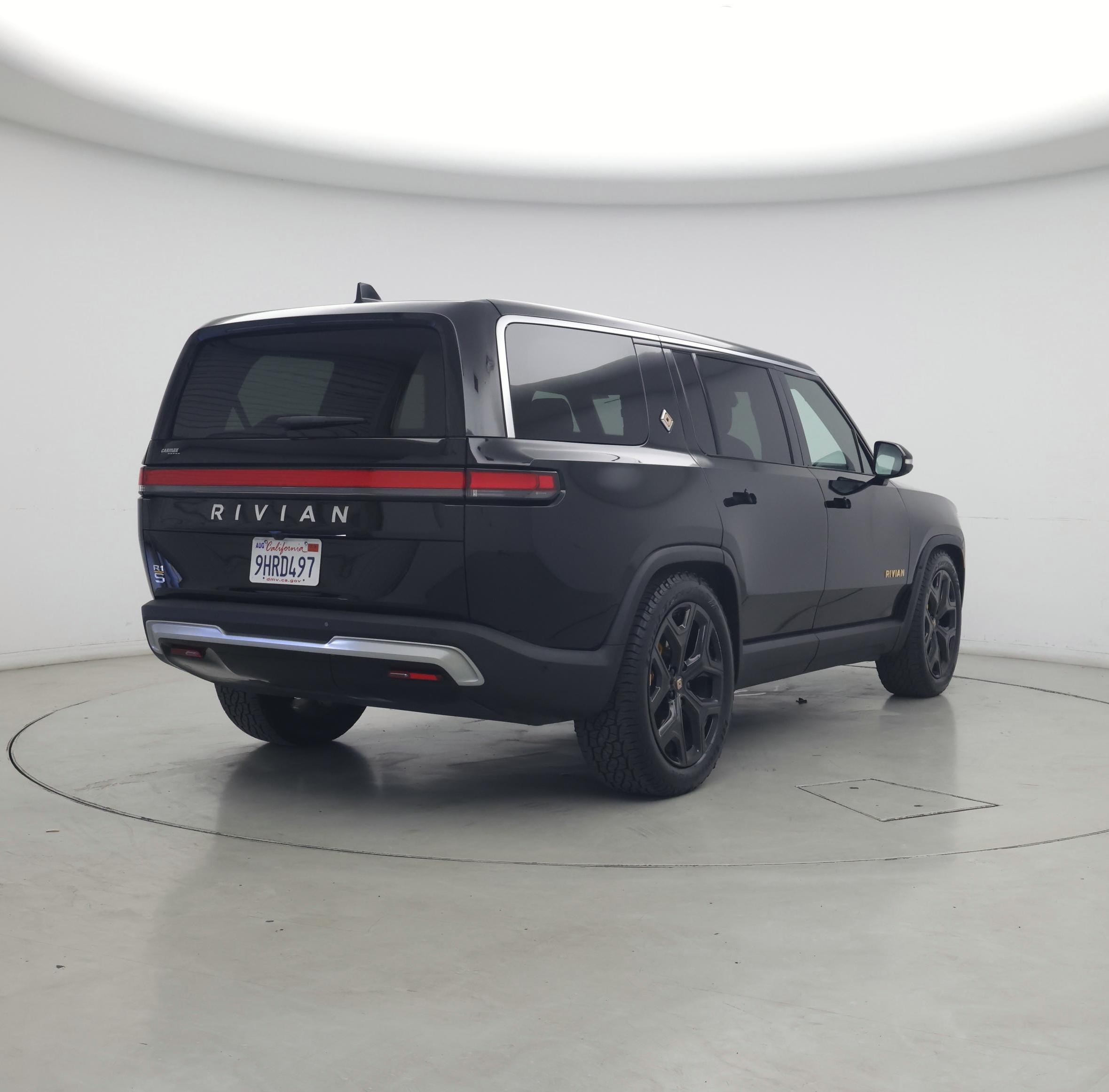 Thumbnail: 2023 Rivian R1S - 8