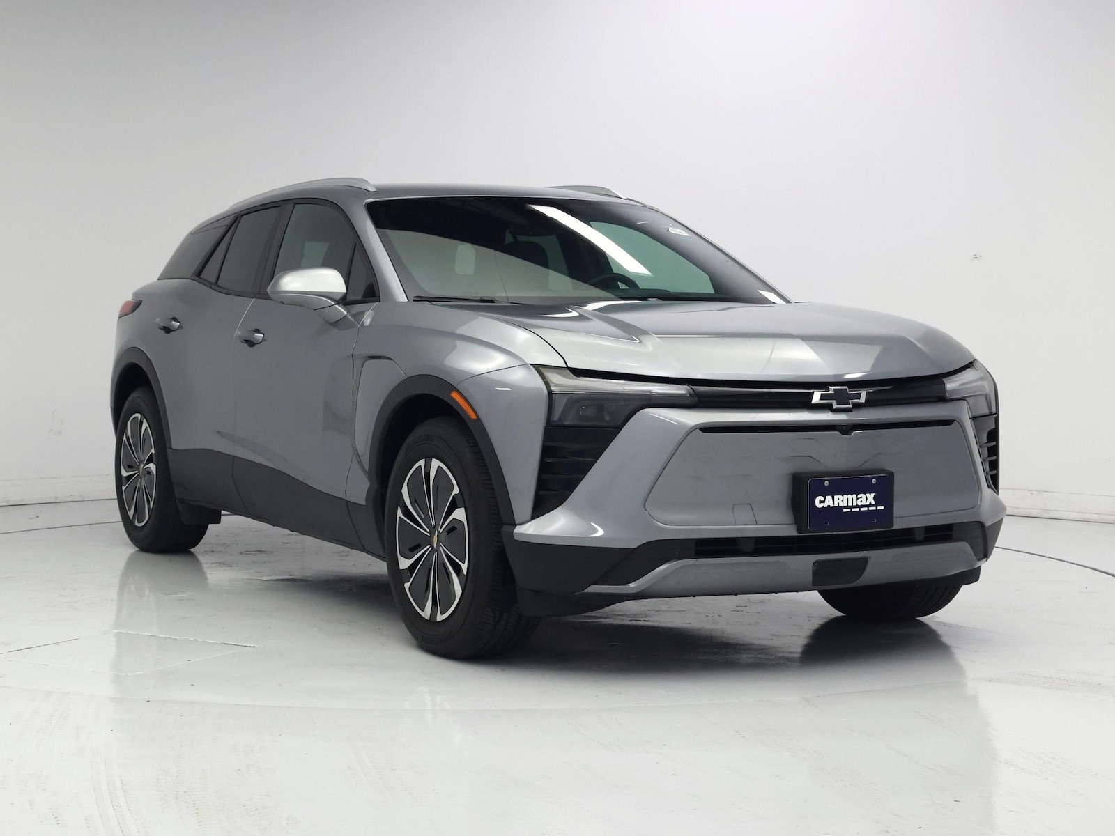 2024 Chevrolet Blazer EV LT - Photo 2