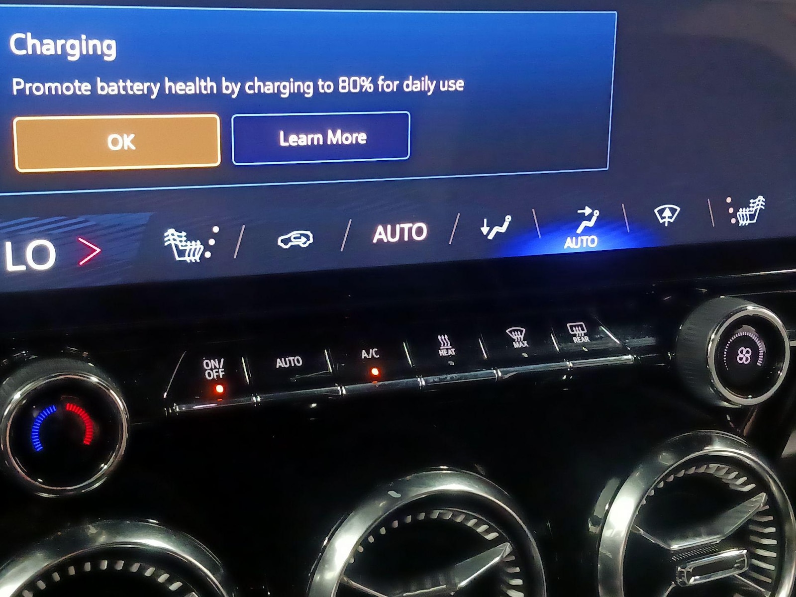 2024 Chevrolet Blazer EV LT - Photo 17
