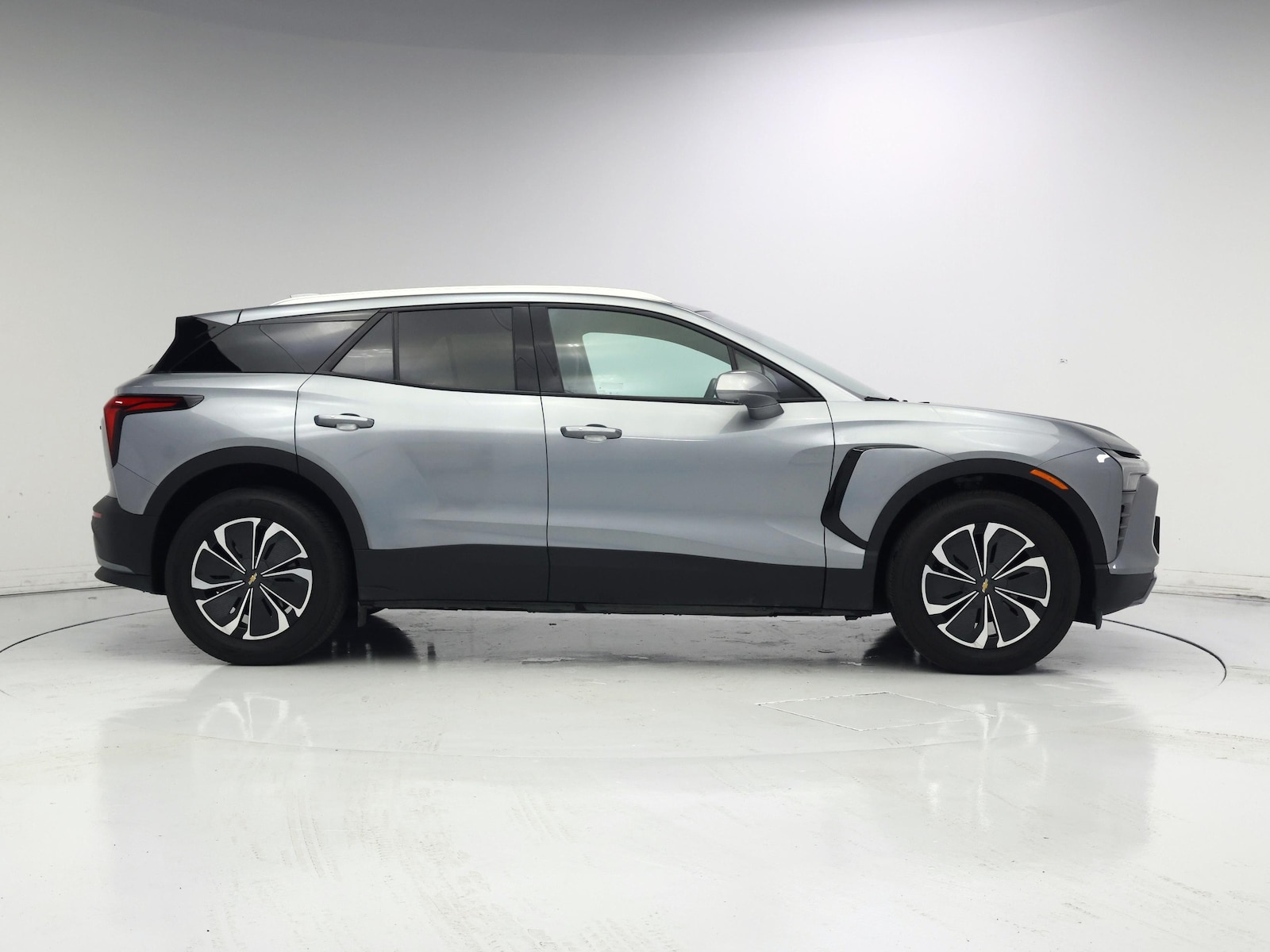 2024 Chevrolet Blazer EV LT - Photo 8