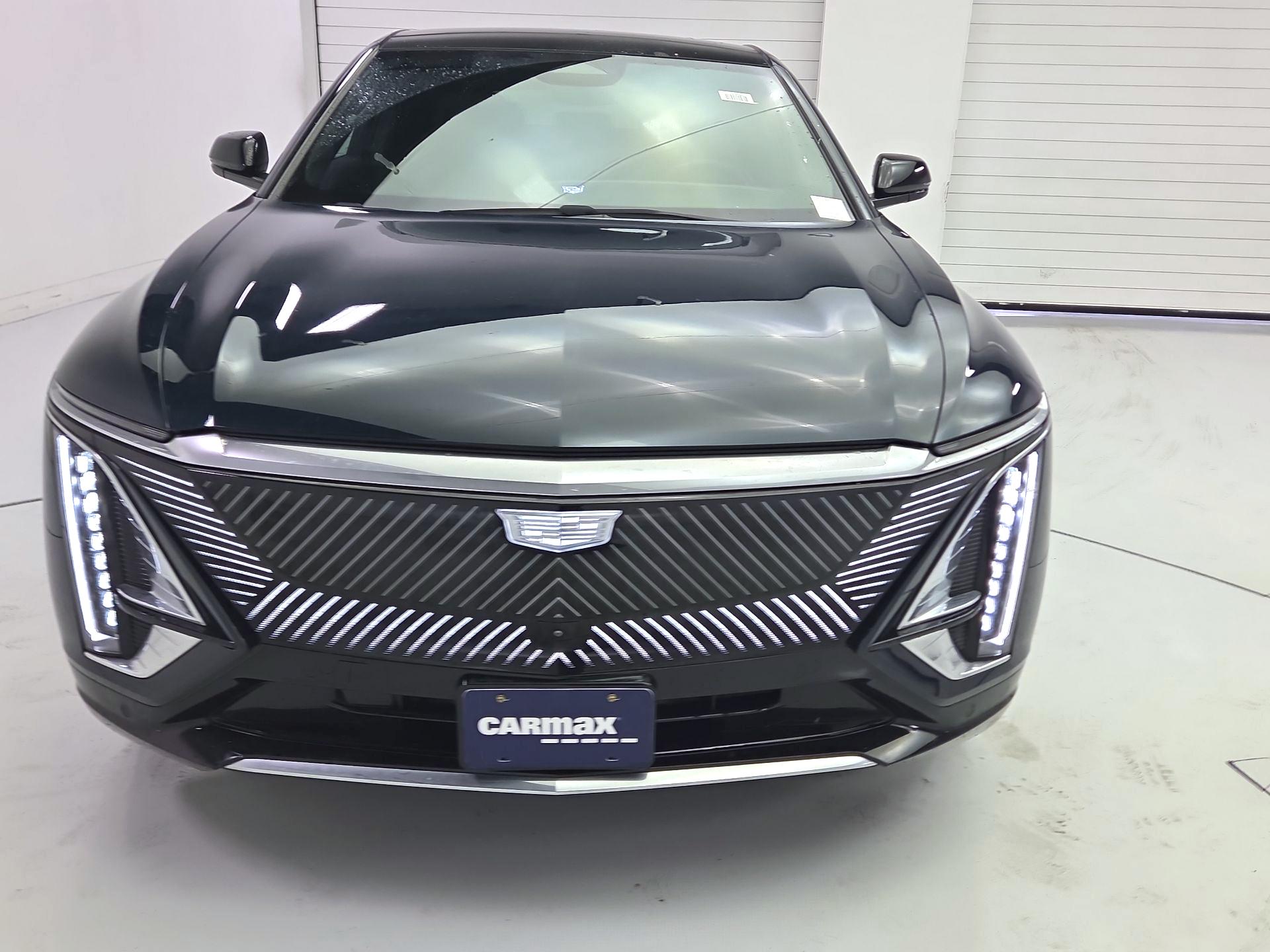 Thumbnail: 2024 Cadillac Lyriq - 2