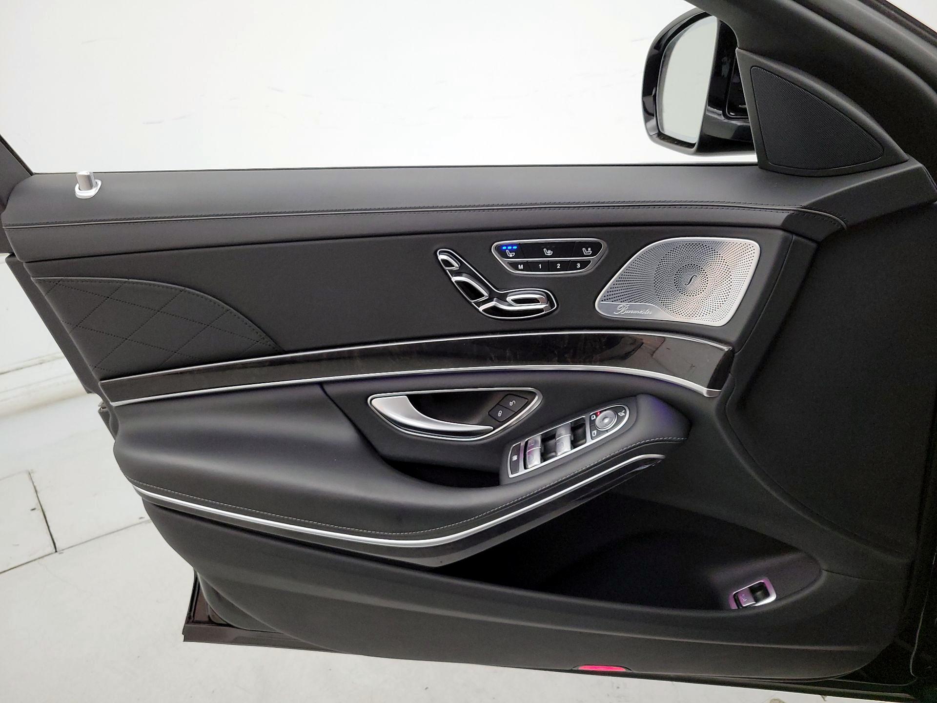 Thumbnail: 2020 Mercedes-Benz S-Class - 12