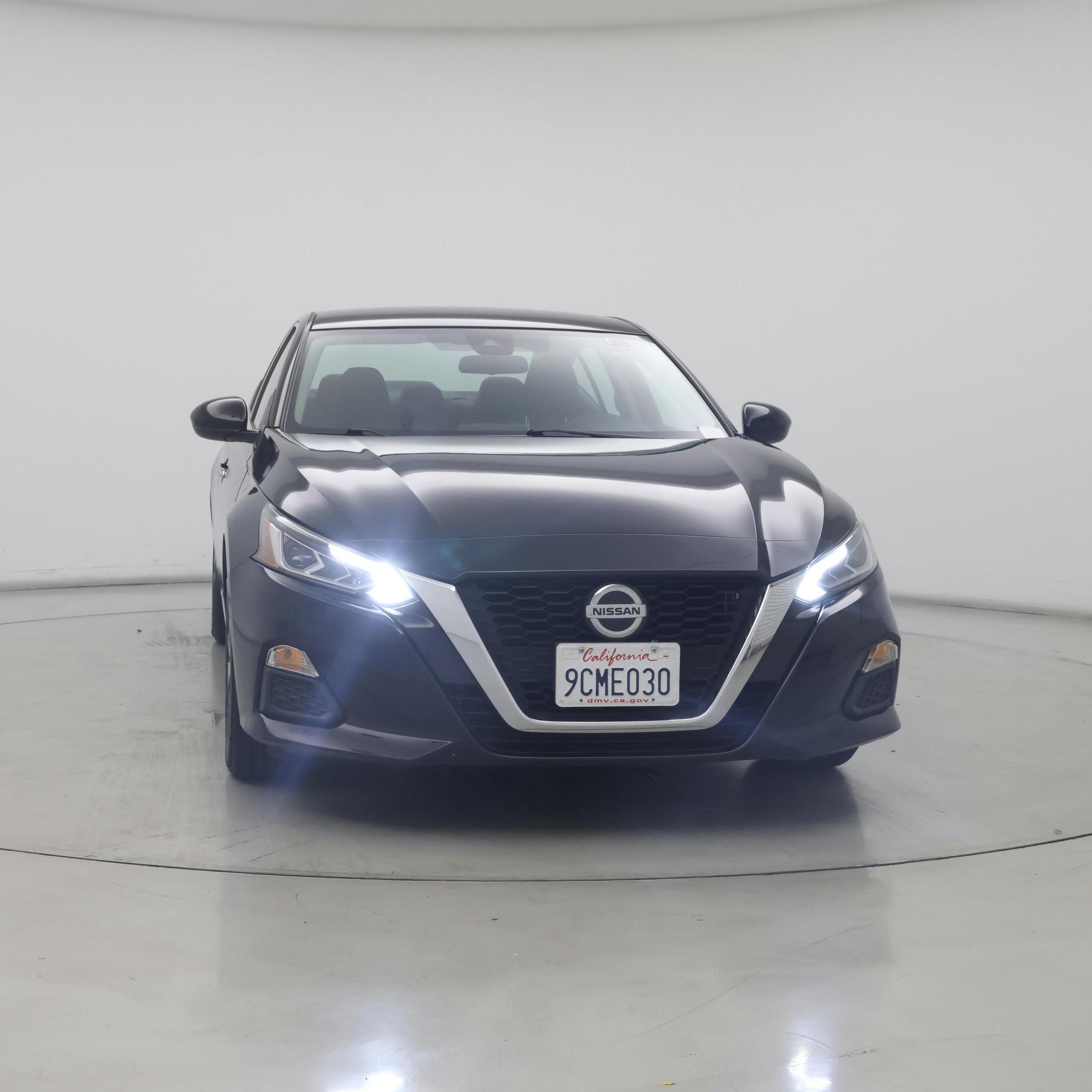 Thumbnail: 2022 Nissan Altima - 5